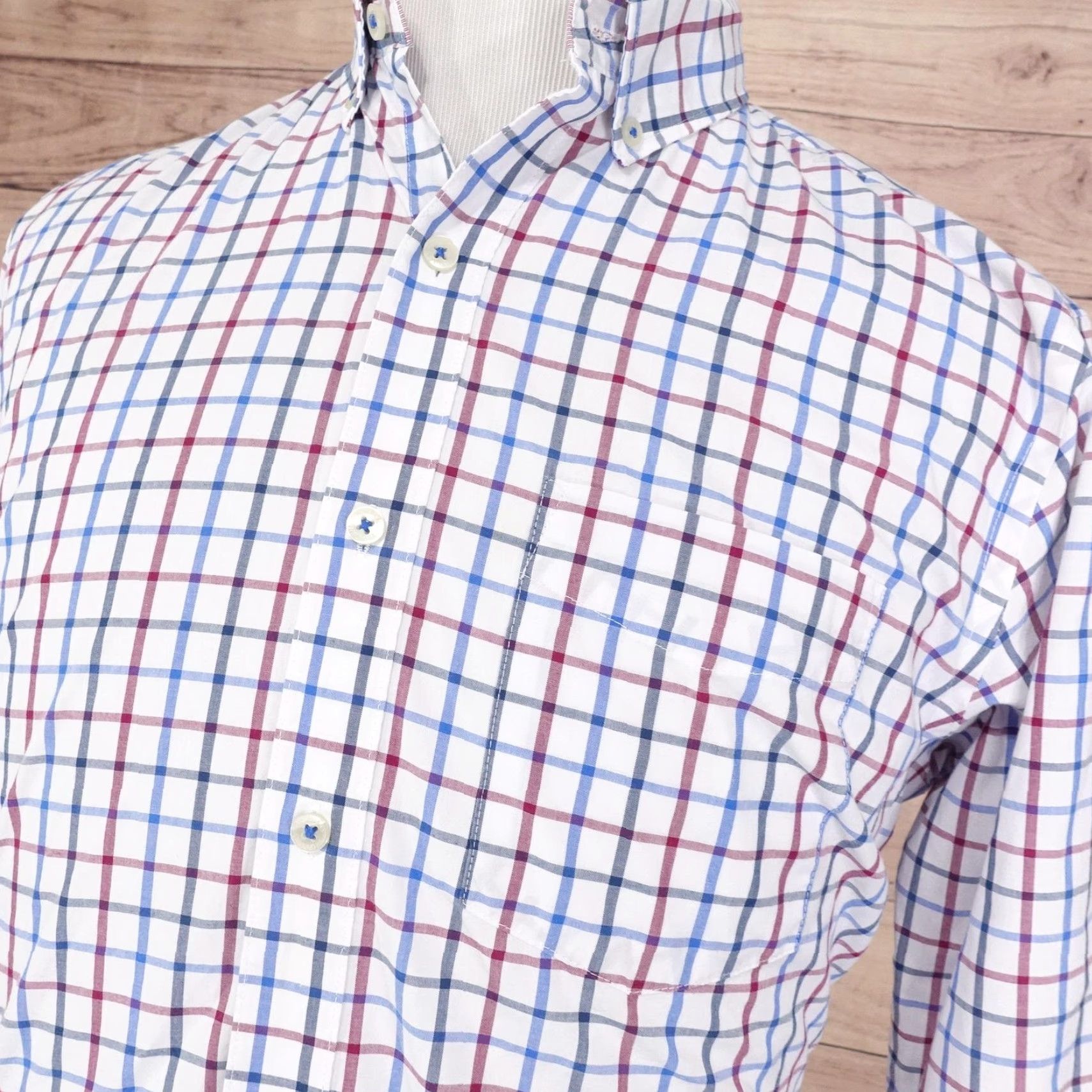 Van Heusen Van Heusen Originals Shirt Mens Medium 15-15.5 Plaid Pocket Classic Fit Size US M / EU 48-50 / 2 - 2 Thumbnail