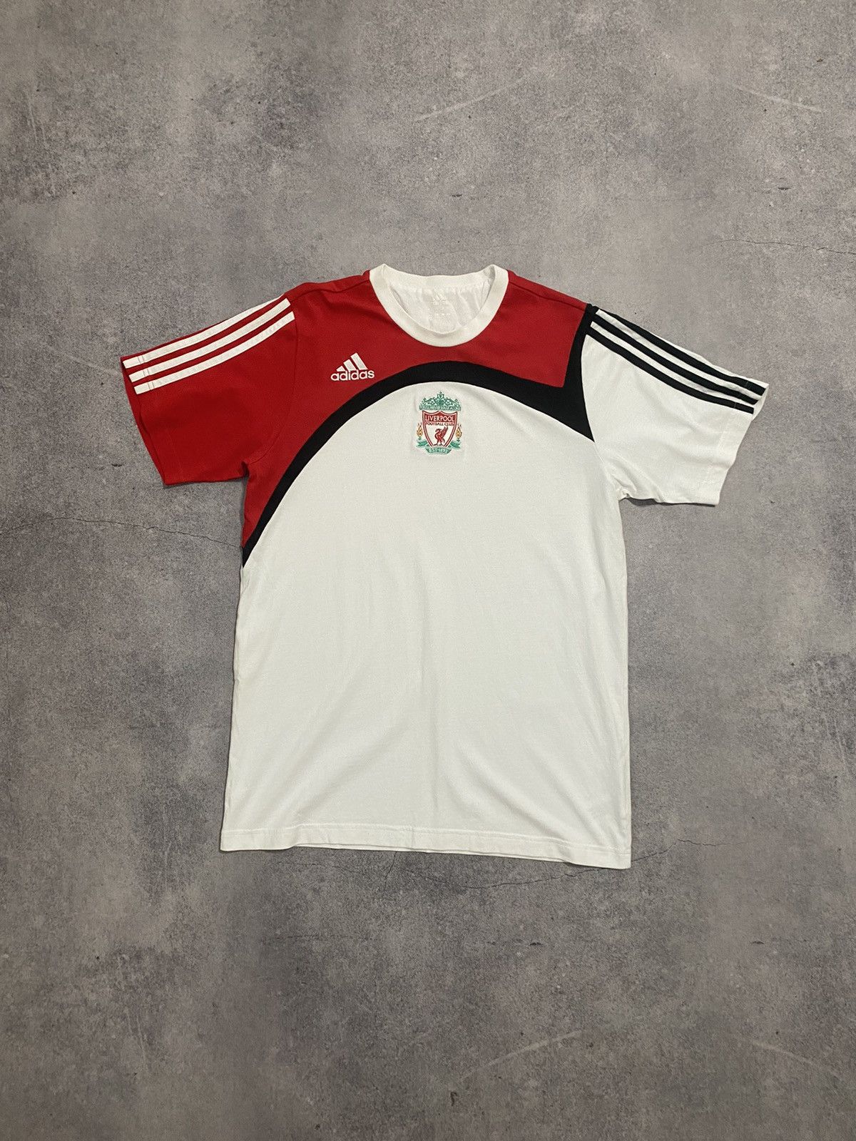 Adidas Vintage Adidas Liverpool Cotton Soccer T-Shirt Size US M / EU 48-50 / 2 - 2 Thumbnail