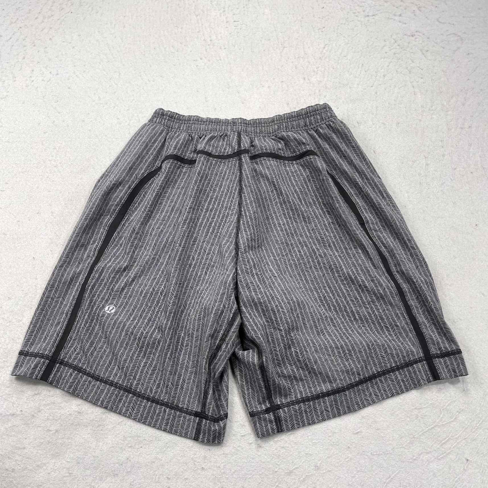 Lululemon Lululemon Shorts Mens S Gray Herringbone Pace Breaker Lined 9 Inch Gym Size US 29 - 6 Thumbnail
