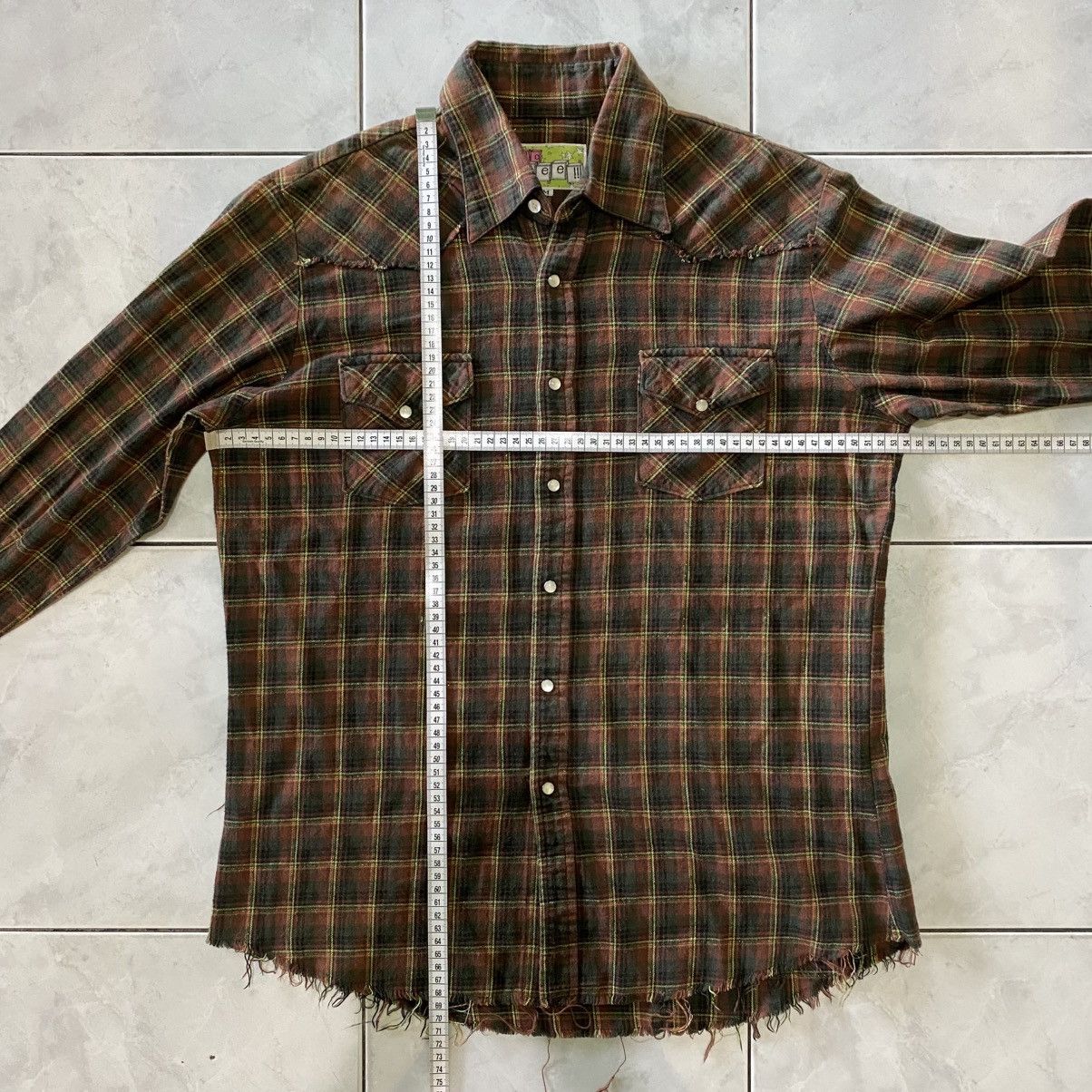 Japanese Brand Gdc Free!! Oldschool Plaid Flannel Shirt Distressed Finish Size US M / EU 48-50 / 2 - 17 Thumbnail