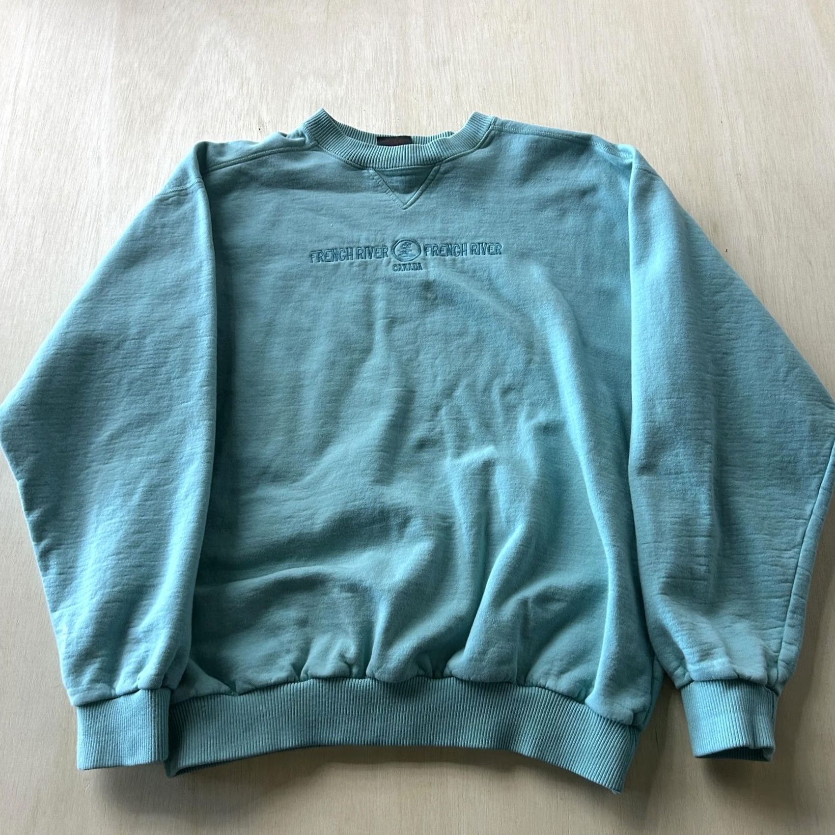Vintage VINTAGE Thunderbird Sweatshirt Mens Large Blue Fleece French River CANADA Logo Embroidered Crew Neck Size US L / EU 52-54 / 3 - 5 Thumbnail