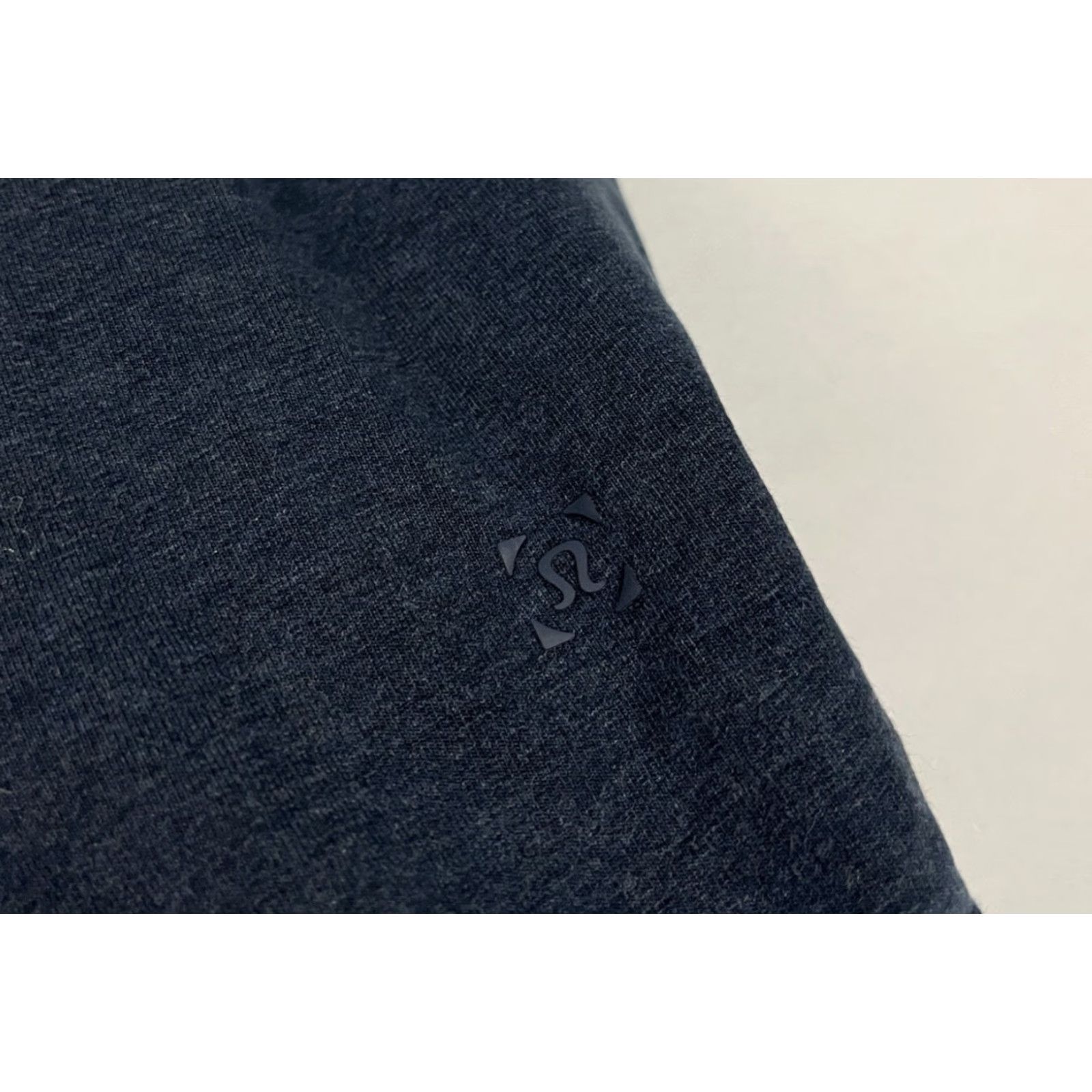 Lululemon Lululemon Cross Cut Hoodie Mens M Inkwell Blue Full Zip Active Terry Sweatshirt Size US M / EU 48-50 / 2 - 2 Thumbnail
