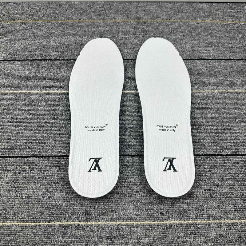 Louis Vuitton Louis Vuitton Panda Trainer Low Top Sneakers -2508 Size US 8.5 / EU 41-42 - 5 Thumbnail
