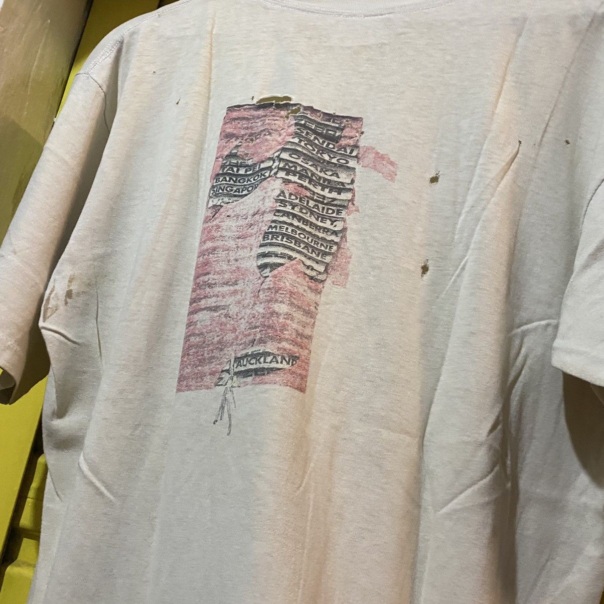 Band Tees × Vintage 90s Thrashed Pearl Jam Tour tee Size US L / EU 52-54 / 3 - 8 Thumbnail