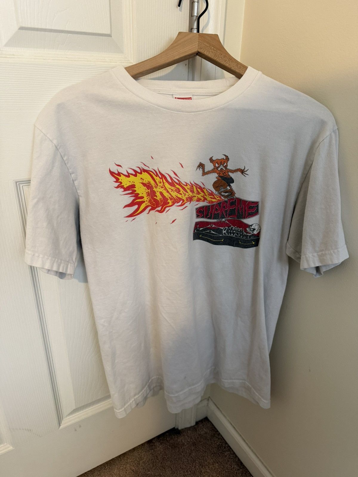 Supreme Supreme x Thrasher Flame Tee FW17 Size US M / EU 48-50 / 2 - 1 Thumbnail