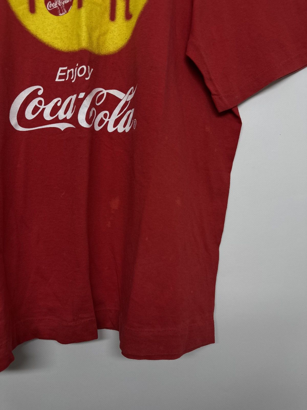 Coca Cola Vintage Coca Cola enjoy T-shirt band tee XLarge red Size US XL / EU 56 / 4 - 5 Thumbnail