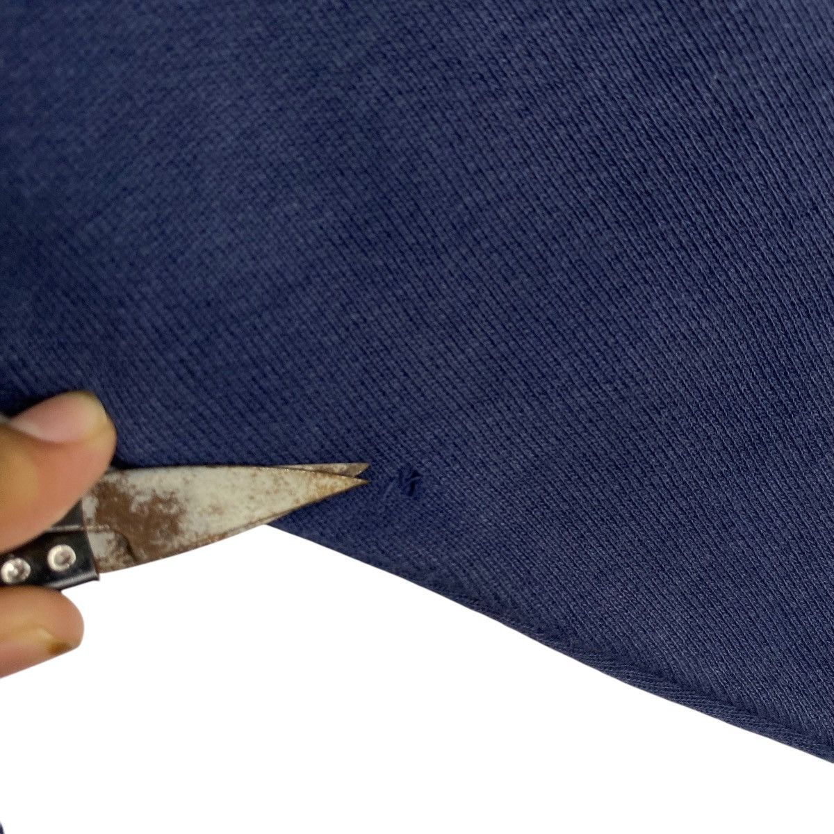 Gianni Valentino × Valentino Vintage Gianni Valentino Crewneck Sweatshirt Navy Blue Size M / US 6-8 / IT 42-44 - 6 Thumbnail