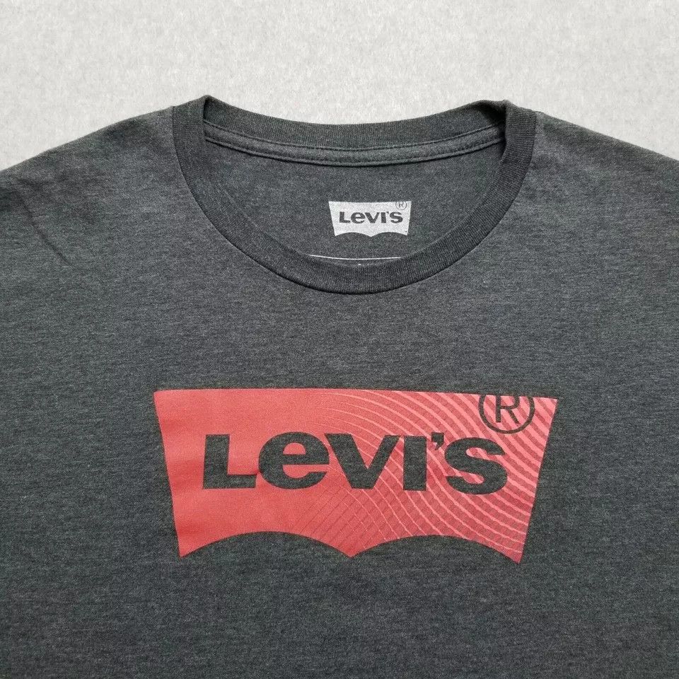 Levi's Levis Shirt Mens 2XL Gray Short Sleeve Crew Neck Size US XXL / EU 58 / 5 - 5 Thumbnail