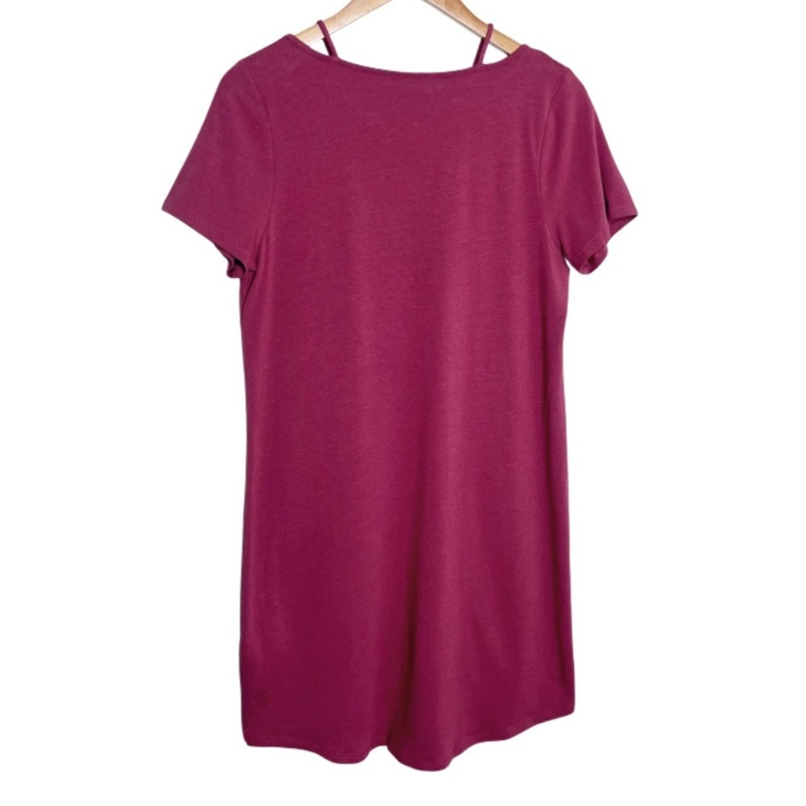 Express New with Tag Express Women’s Cut Out V-Neckline Mini Dress Size M / US 6-8 / IT 42-44 - 10 Thumbnail