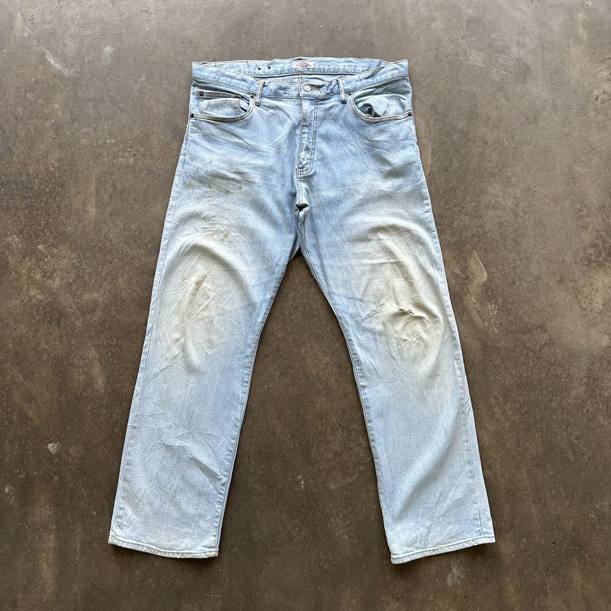 Japanese Brand × Jean × Vintage Vintage Hanes Lightwash Distressed Faded Denim Jean Pant W36 Size US 36 / EU 52 - 1 Thumbnail