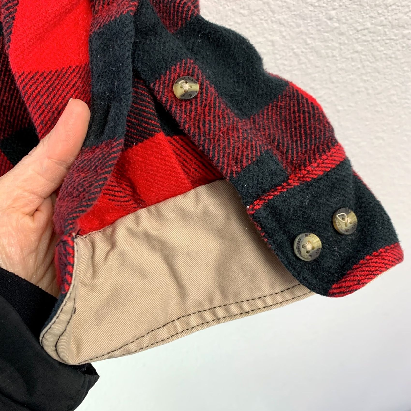 Vintage VINTAGE Elkmont Buffalo Plaid Flannel Red Black Button-Up Shirt L Men Size US L / EU 52-54 / 3 - 5 Thumbnail