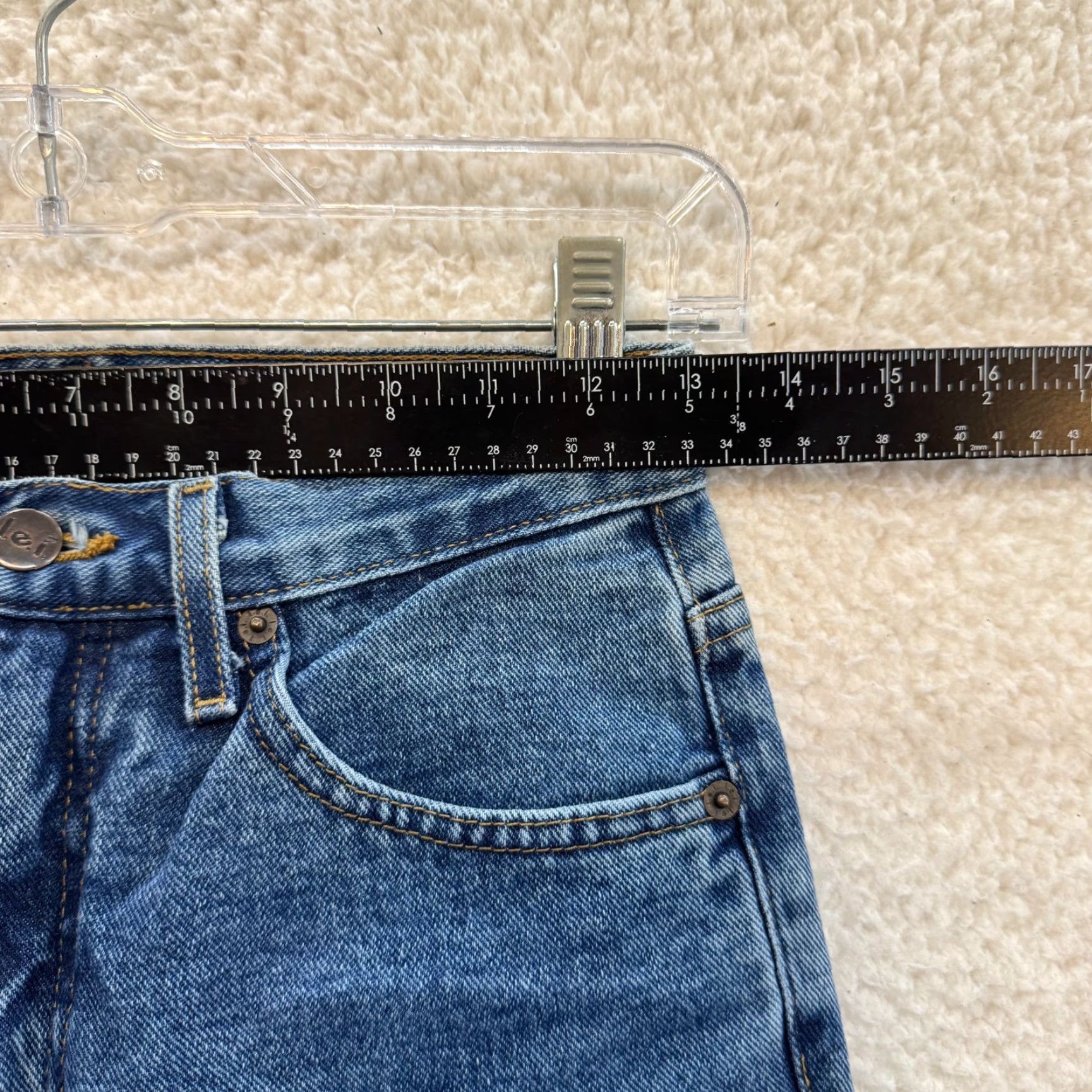 Vintage VINTAGE Lei Low Mid Rise Flare Jeans 0 24 Medium Wash Bootcut 100% Cotton Womens Boys Girls Mens Jeans Size 25" / US 0 / IT 36 - 6 Thumbnail