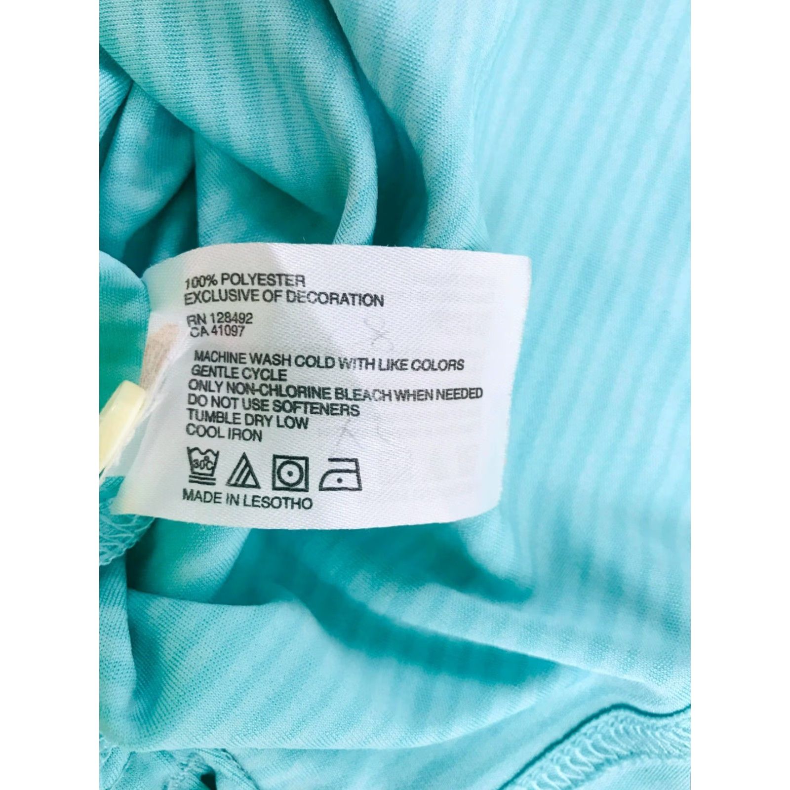 Vintage Greg Norman ML75 Polo Shirt Men's XL Turquoise Short Sleeve Polo 1/4 Button Up Breathable Vintage? No (adjusted for clarity) Size US XL / EU 56 / 4 - 7 Thumbnail