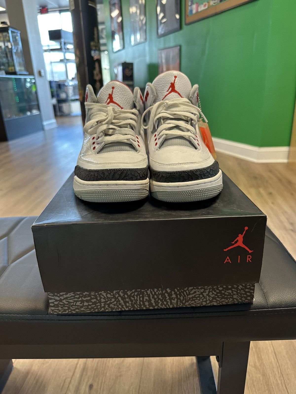 Nike Jordan 3 retro Size US 12.5 / EU 45-46 - 4 Thumbnail