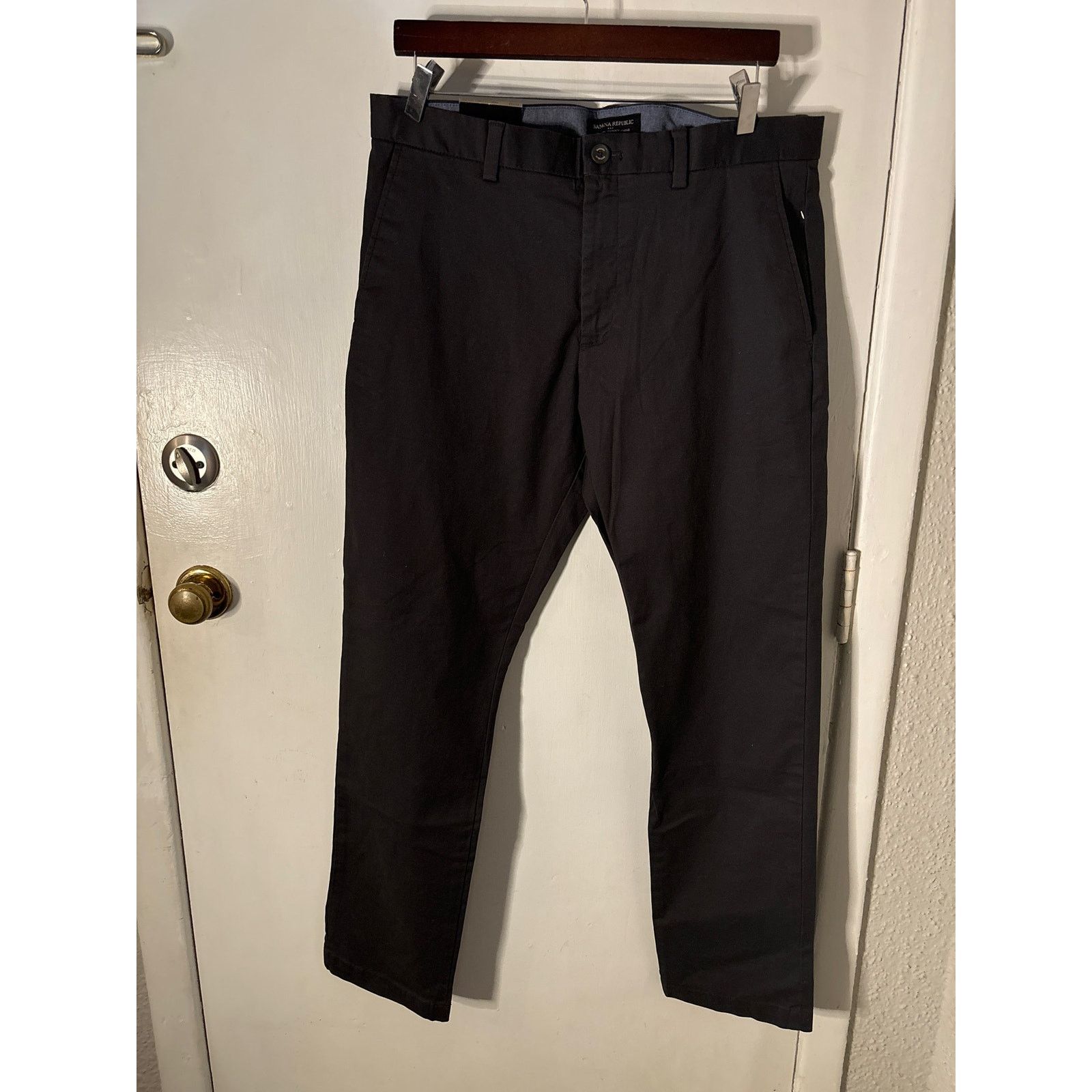 Banana Republic Banana Republic Fulton Skinny Cotton Chino Pants 35x32 NEW Size US 35 - 1 Thumbnail