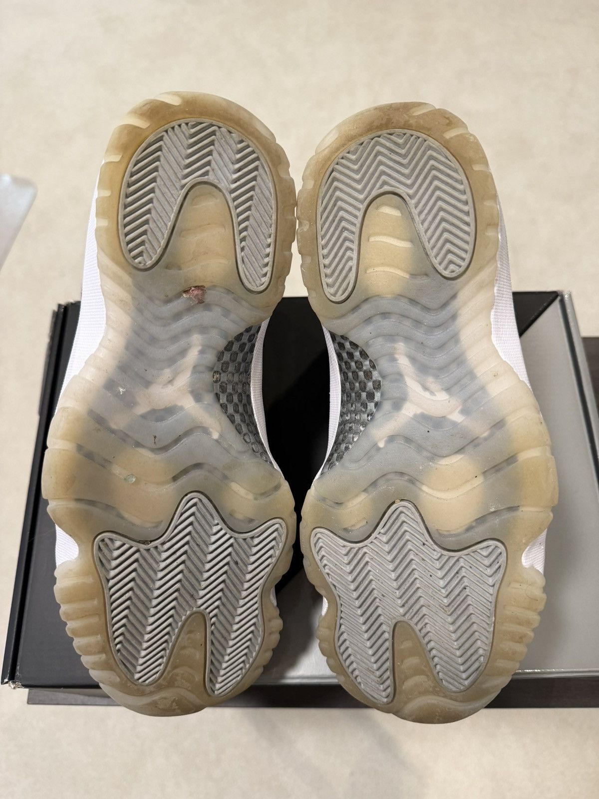 Jordan Brand Jordan 11 Retro Jubilee 25th Anniversary Black White Size US 8.5 / EU 41-42 - 5 Thumbnail