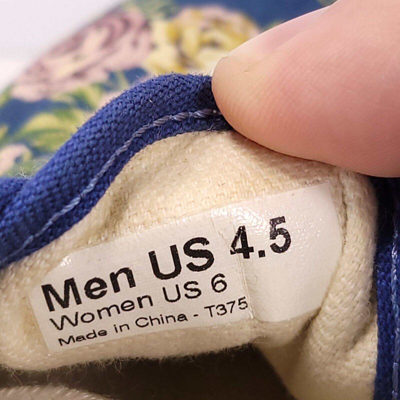 Vans Vans Off the Wall Shoe Womens Size 6 Men 4.5 T375 Blue White Size US 6 / IT 36 - 9 Thumbnail