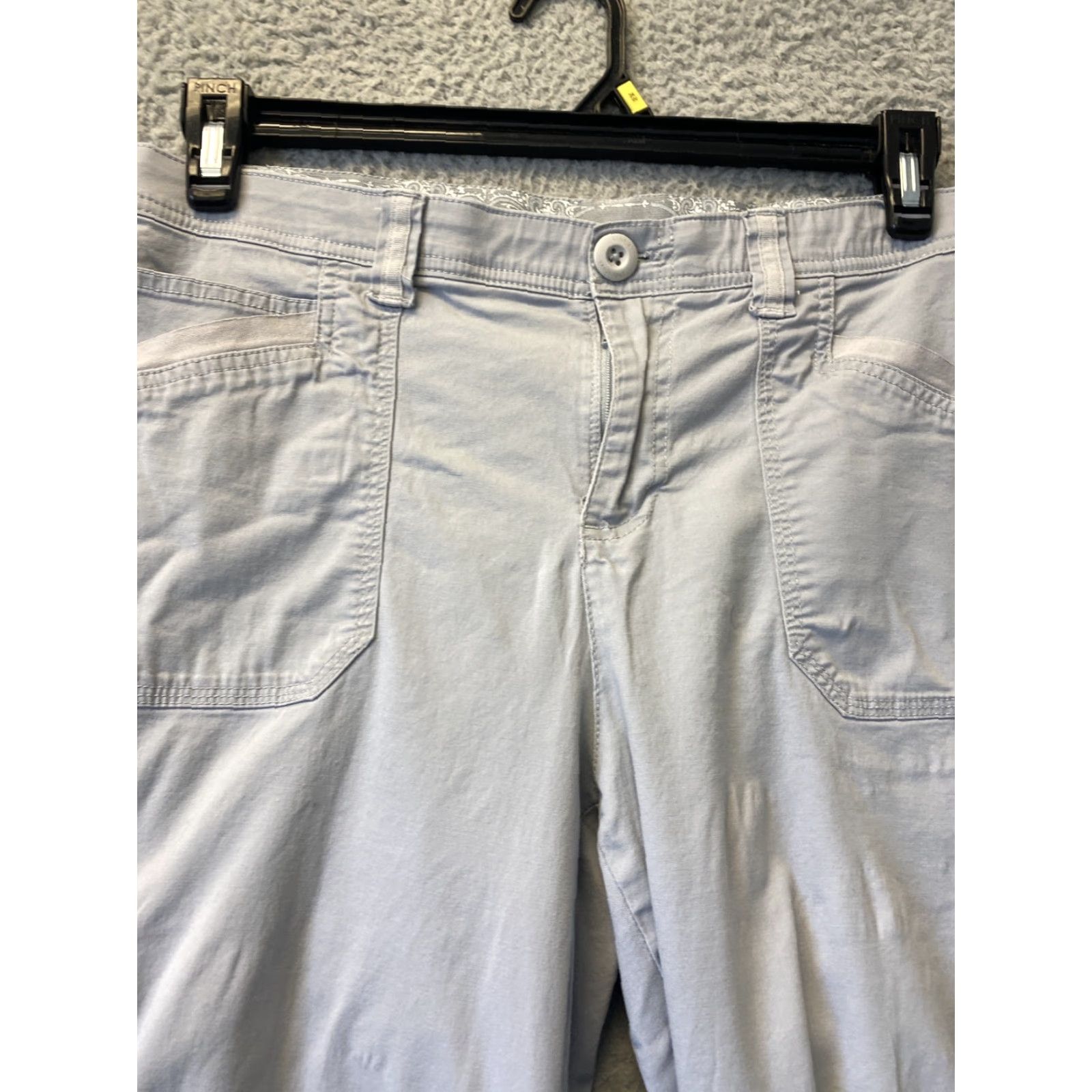 Gloria Vanderbilt Gloria Vanderbilt Cropped Cargo Pants Women’s Size 12 Gray Casual Classic Size 34" / US 12 / IT 48 - 3 Thumbnail