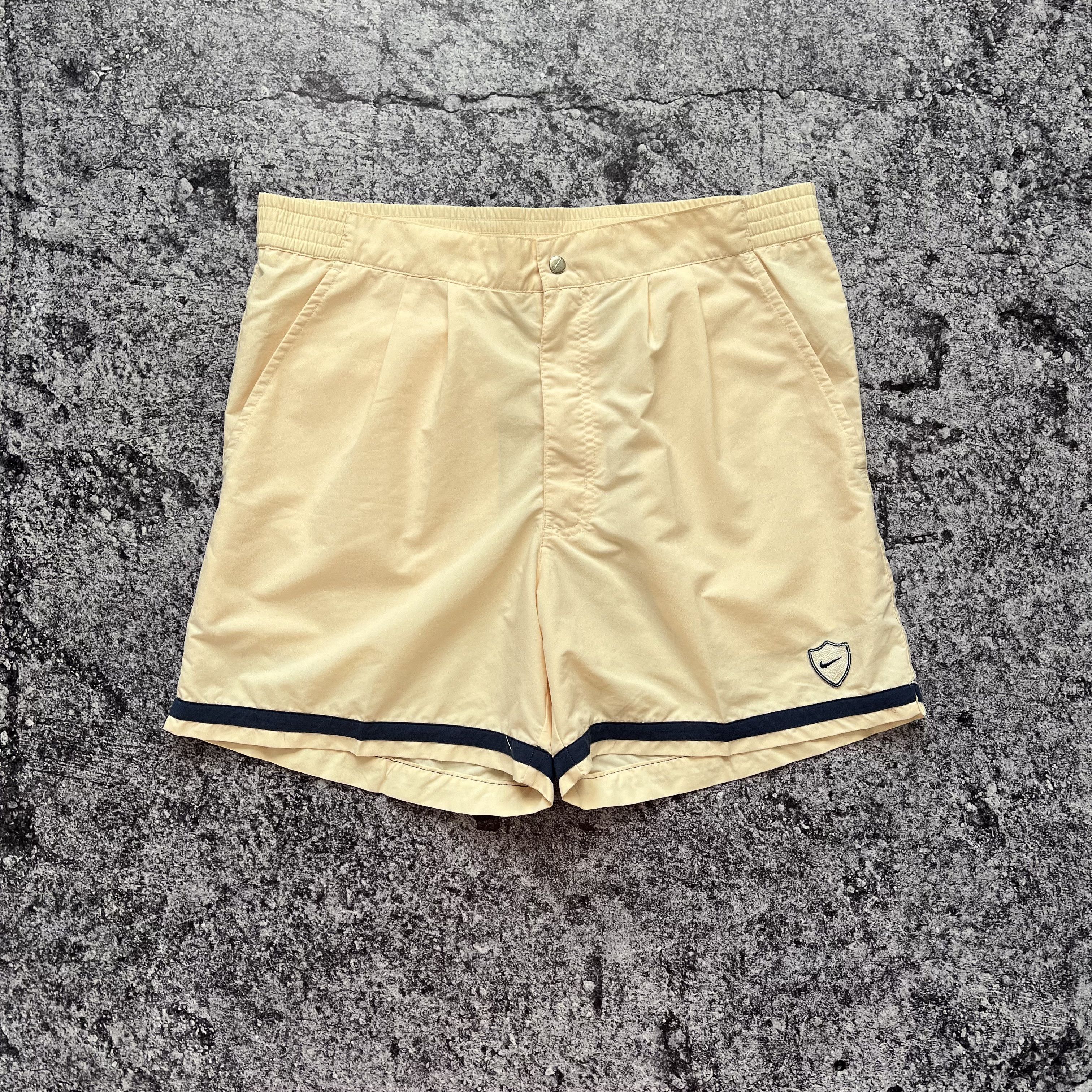 Nike Vintage Nike Shorts Size S Size US 31 - 1 Thumbnail