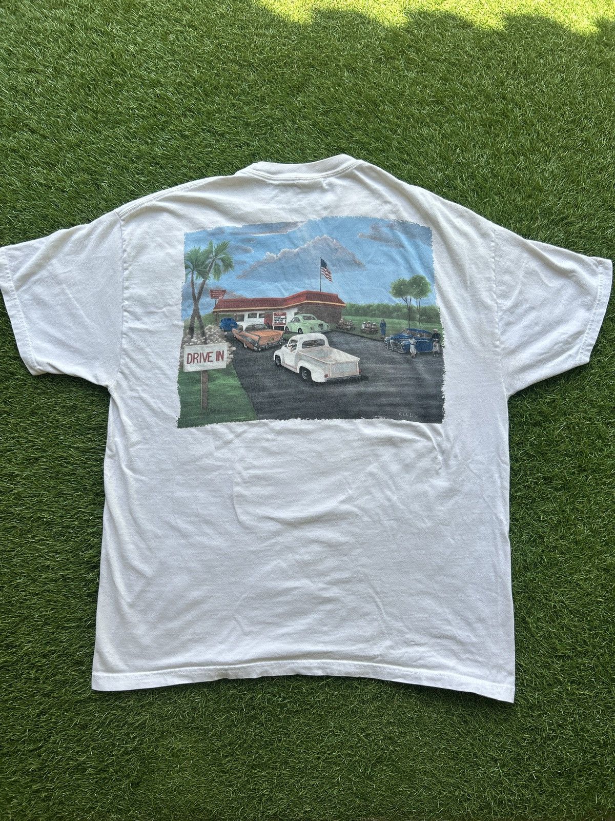 Vintage Vintage In-N-Out Burger Drive-In Tee Size US XL / EU 56 / 4 - 1 Thumbnail