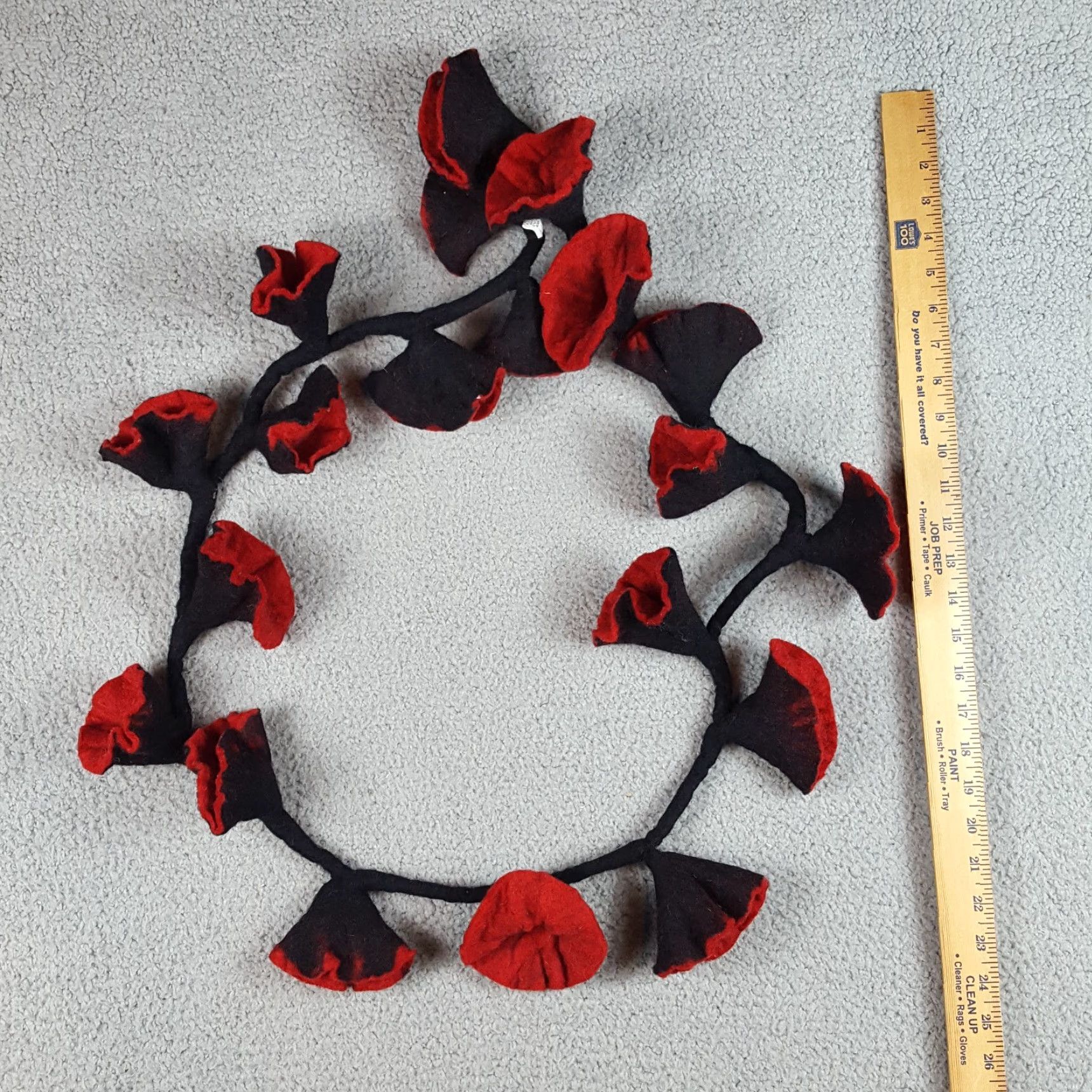 Vintage VINTAGE 80s Floral Wool Scarf Rectangle Neck Wrap Red Made in Nepal Womens Size ONE SIZE - 2 Thumbnail