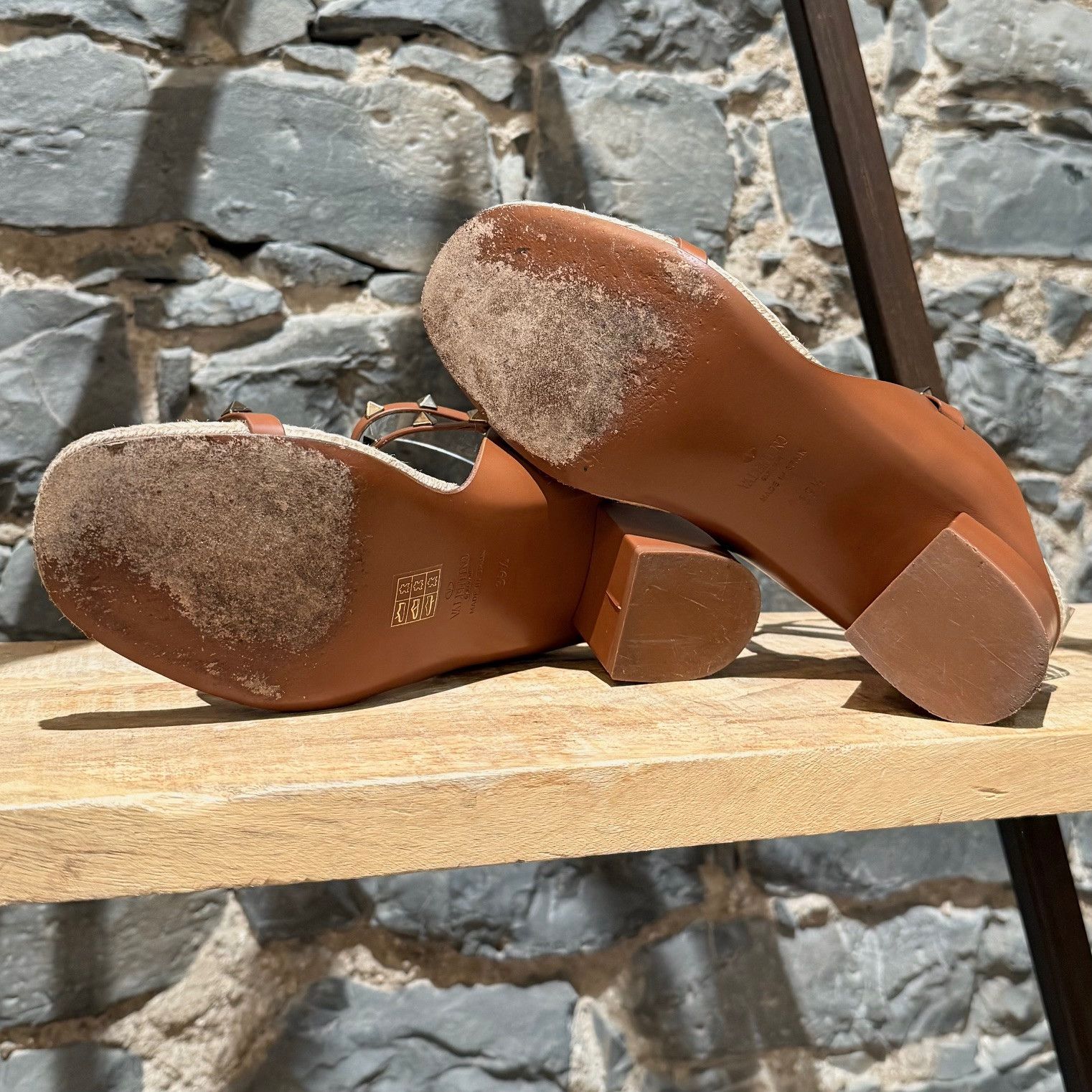 Valentino Valentino Brown Ankle Strap Rockstud Espadrille Sandals Size US 9.5 / IT 39.5 - 7 Thumbnail