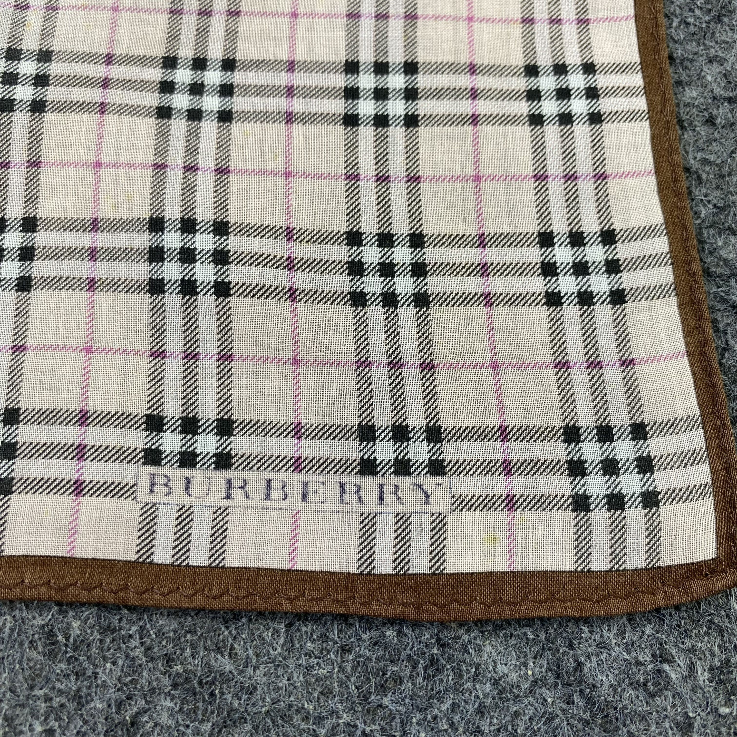Burberry Burberry Handkerchief Neckerchief Bandana-B1641 Size ONE SIZE - 7 Thumbnail