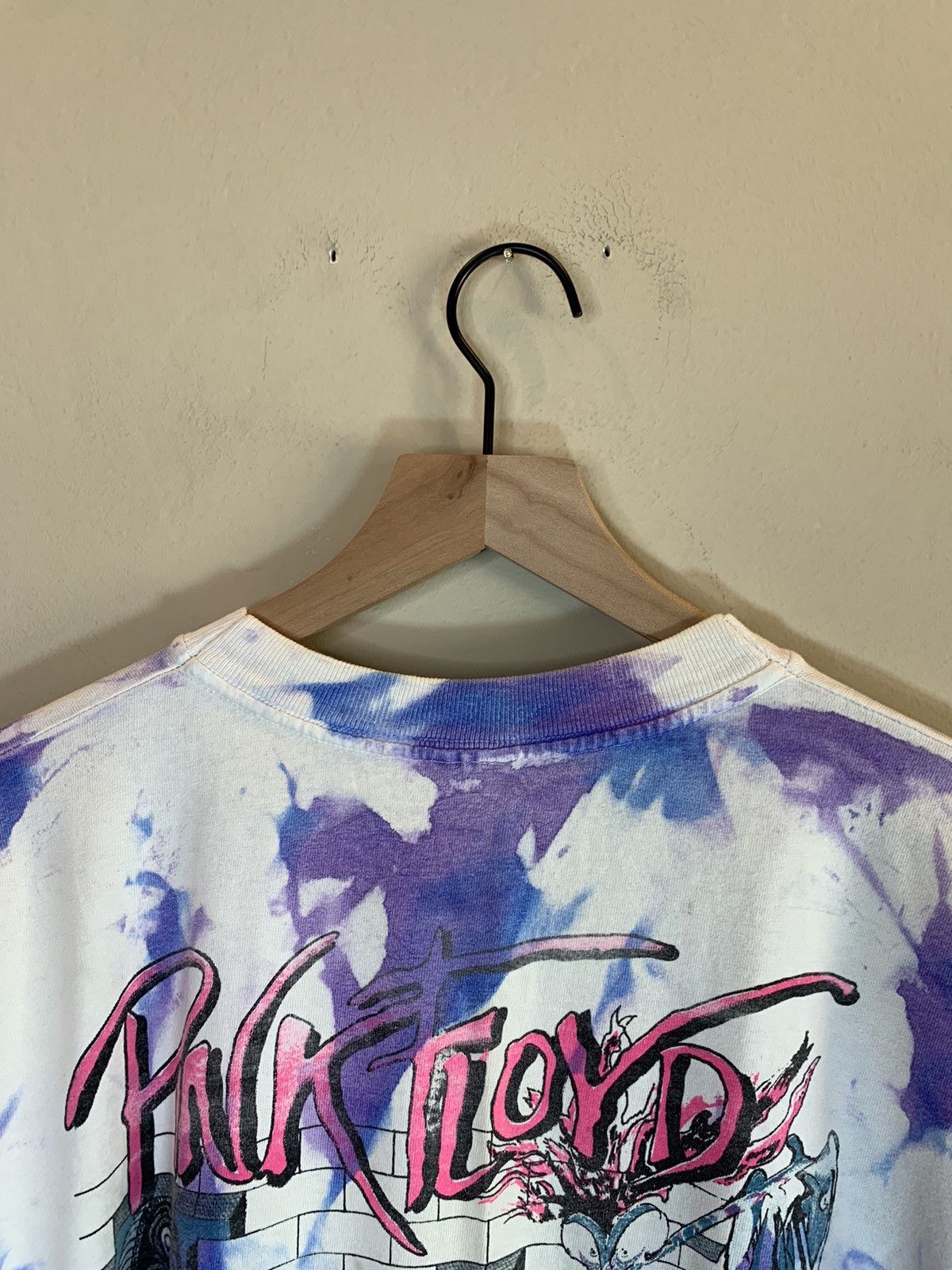 Band Tees × Pink Floyd × Vintage *RARE* Vintage 1994 Pink Floyd Division Bell Tour Art Shirt Size US XL / EU 56 / 4 - 8 Thumbnail