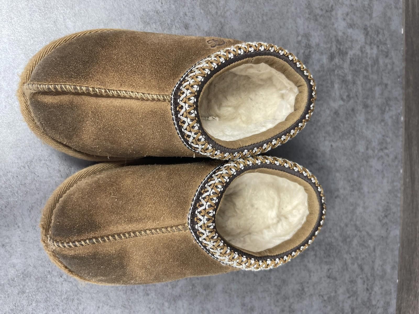 Ugg UGG Tasman Slippers Kids Size 9 Toddler Slip On Size US 9 / EU 42 - 9 Thumbnail