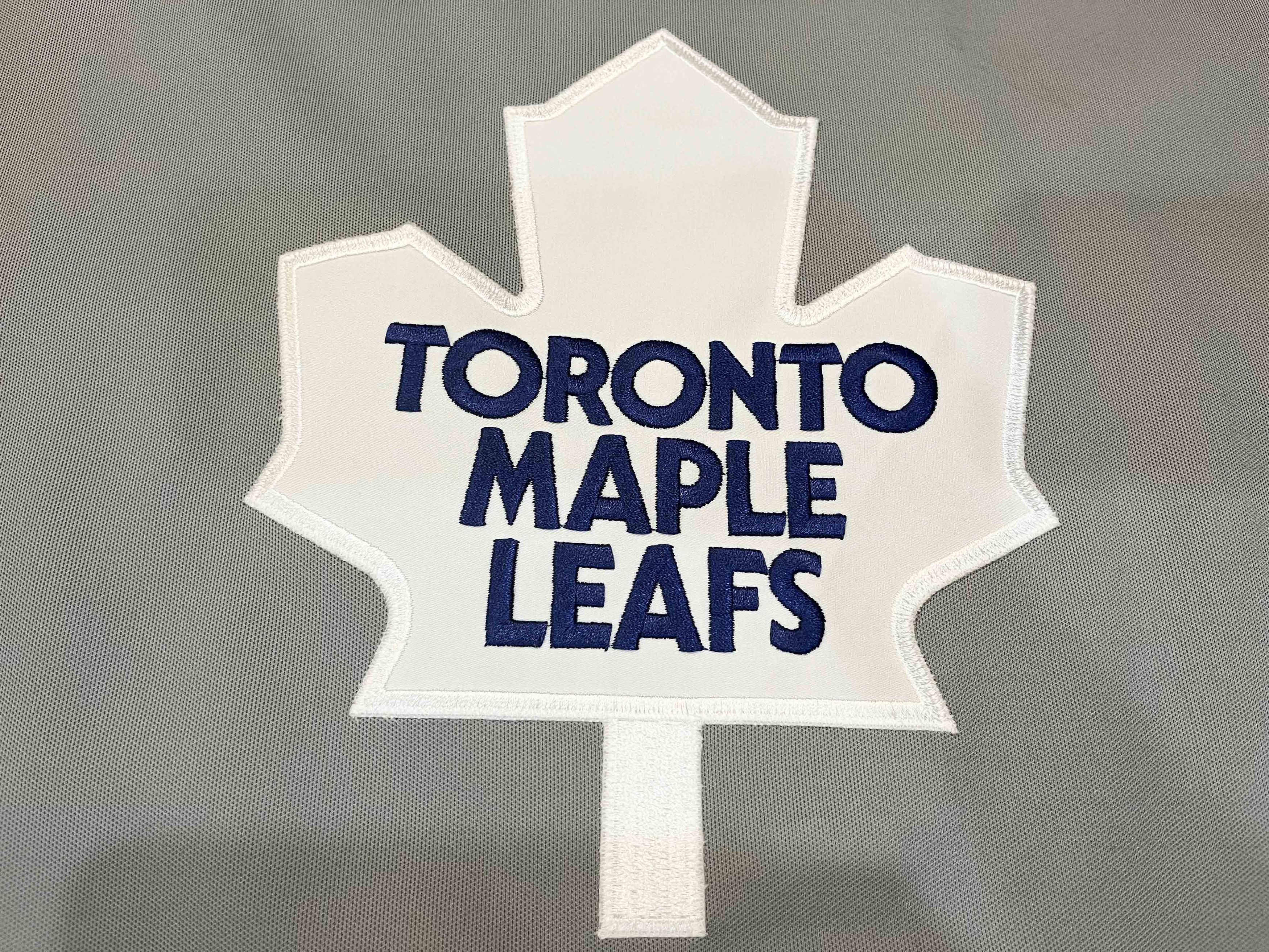 Ccm × Vintage CCM Authentic Toronto Maple Leafs Practice Hockey Jersey Size US XL / EU 56 / 4 - 2 Thumbnail