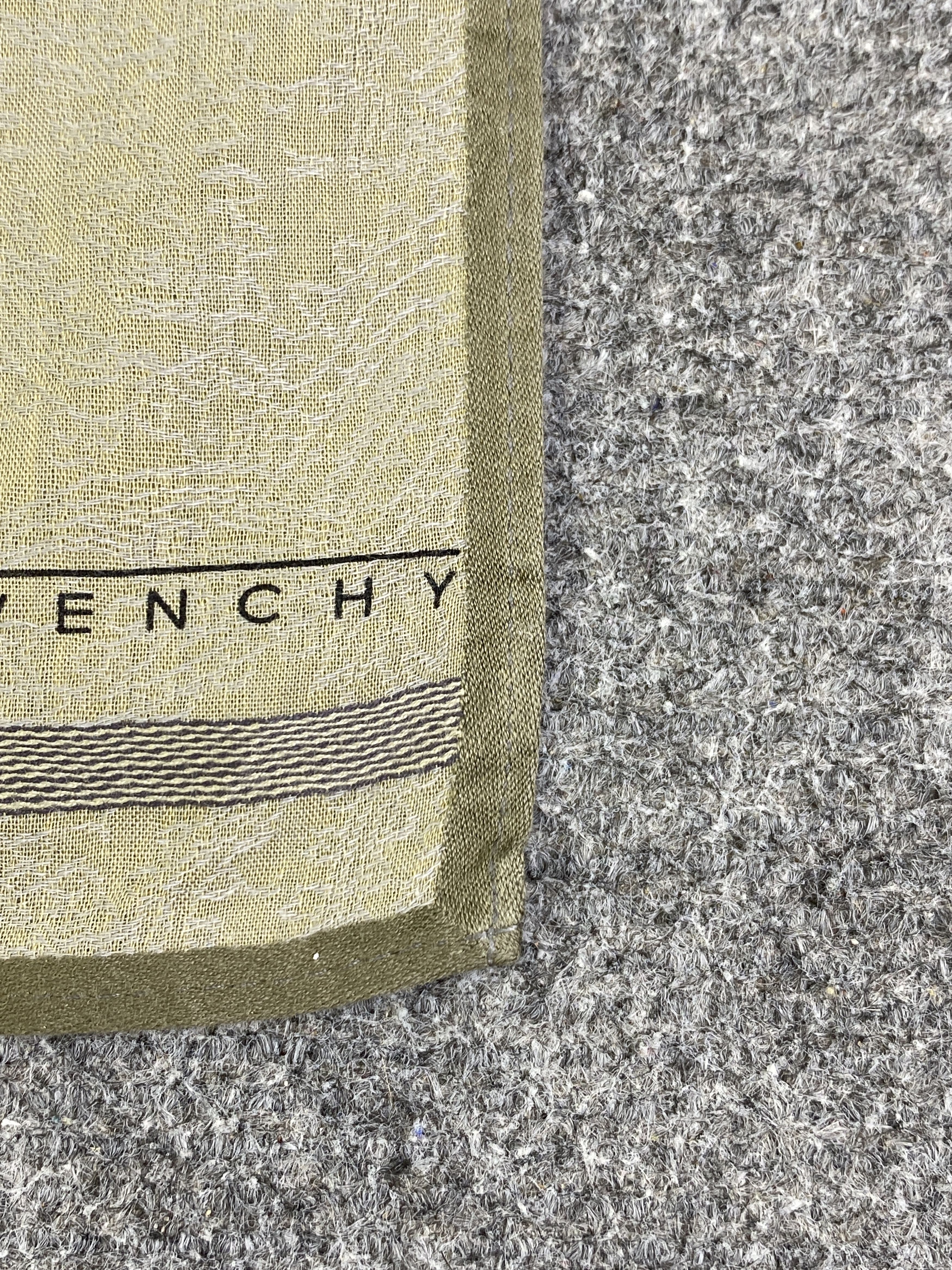 Givenchy Vintage Givenchy Handkerchief / Neckerchief HKC1084 Size ONE SIZE - 6 Thumbnail