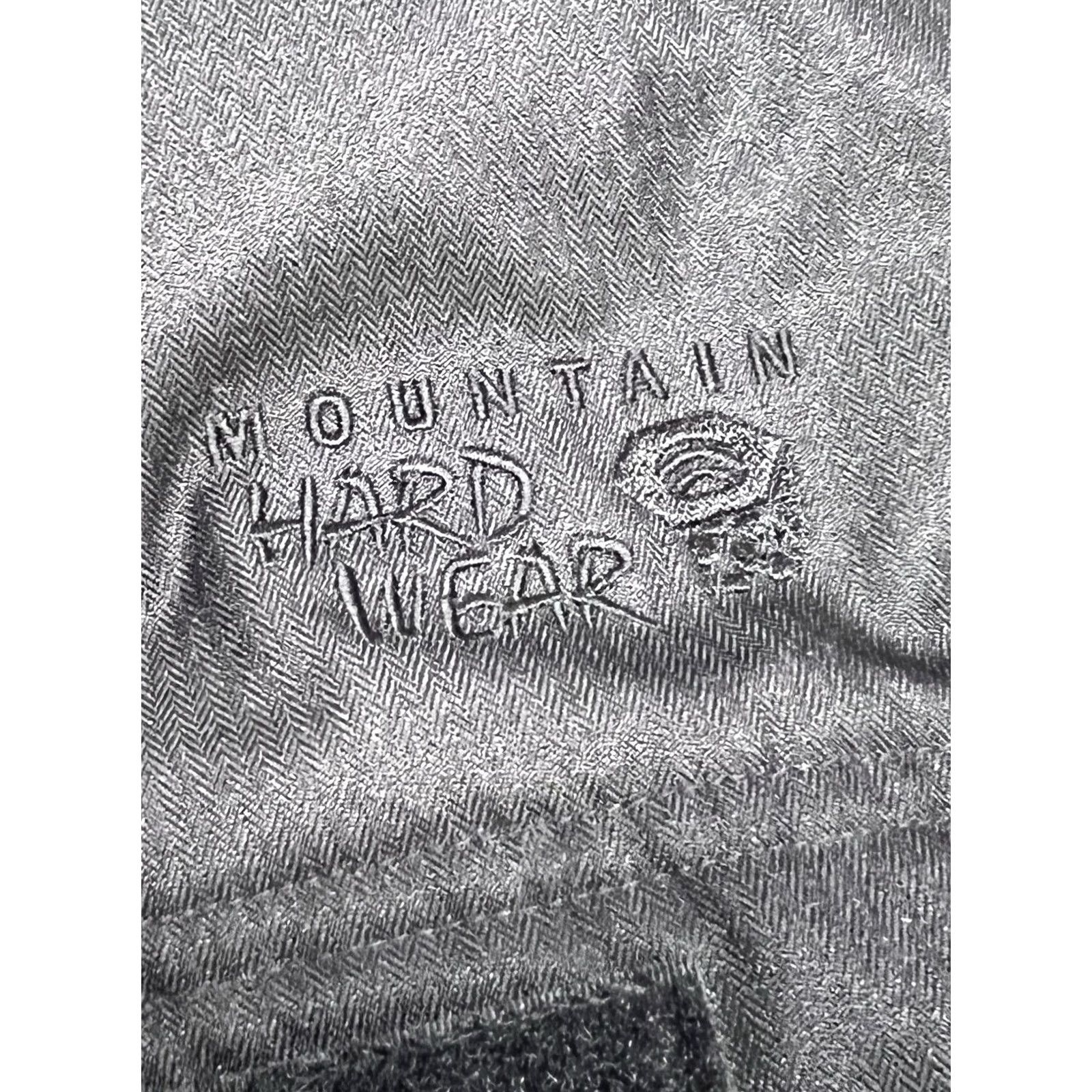 Mountain Hardwear Mountain Hardwear Jacket Mens Medium Black Parka Hooded Durable Softshell Winter Ski Outdoor Insulated Nylon Regular Fit US-Made Size US M / EU 48-50 / 2 - 3 Thumbnail