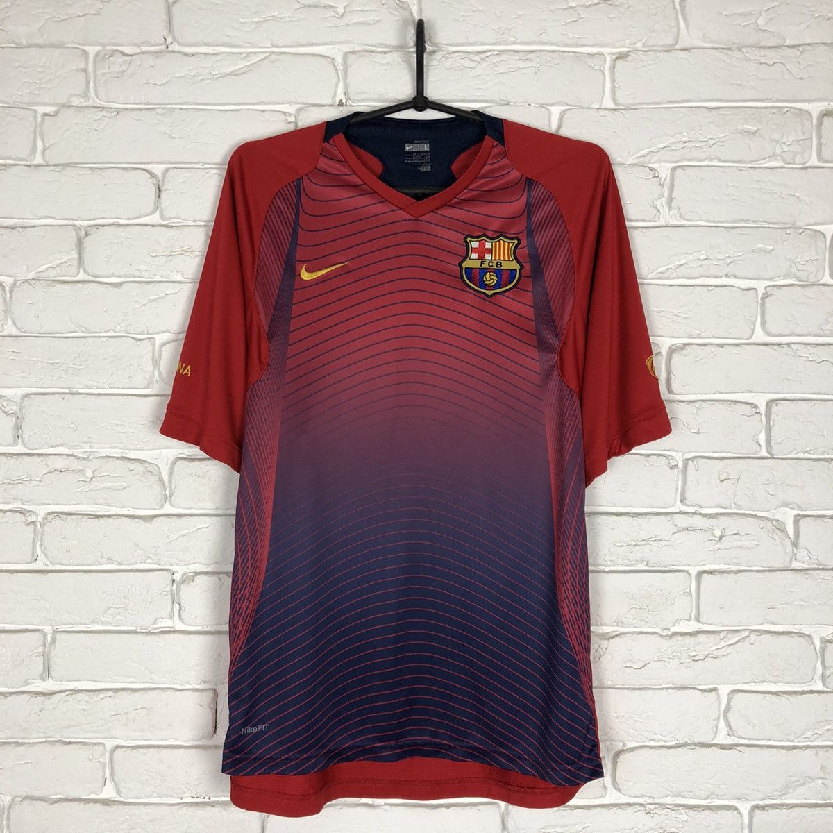 Nike FC Barcelona 2007 training nike vintage soccer jersey Size US L / EU 52-54 / 3 - 1 Thumbnail
