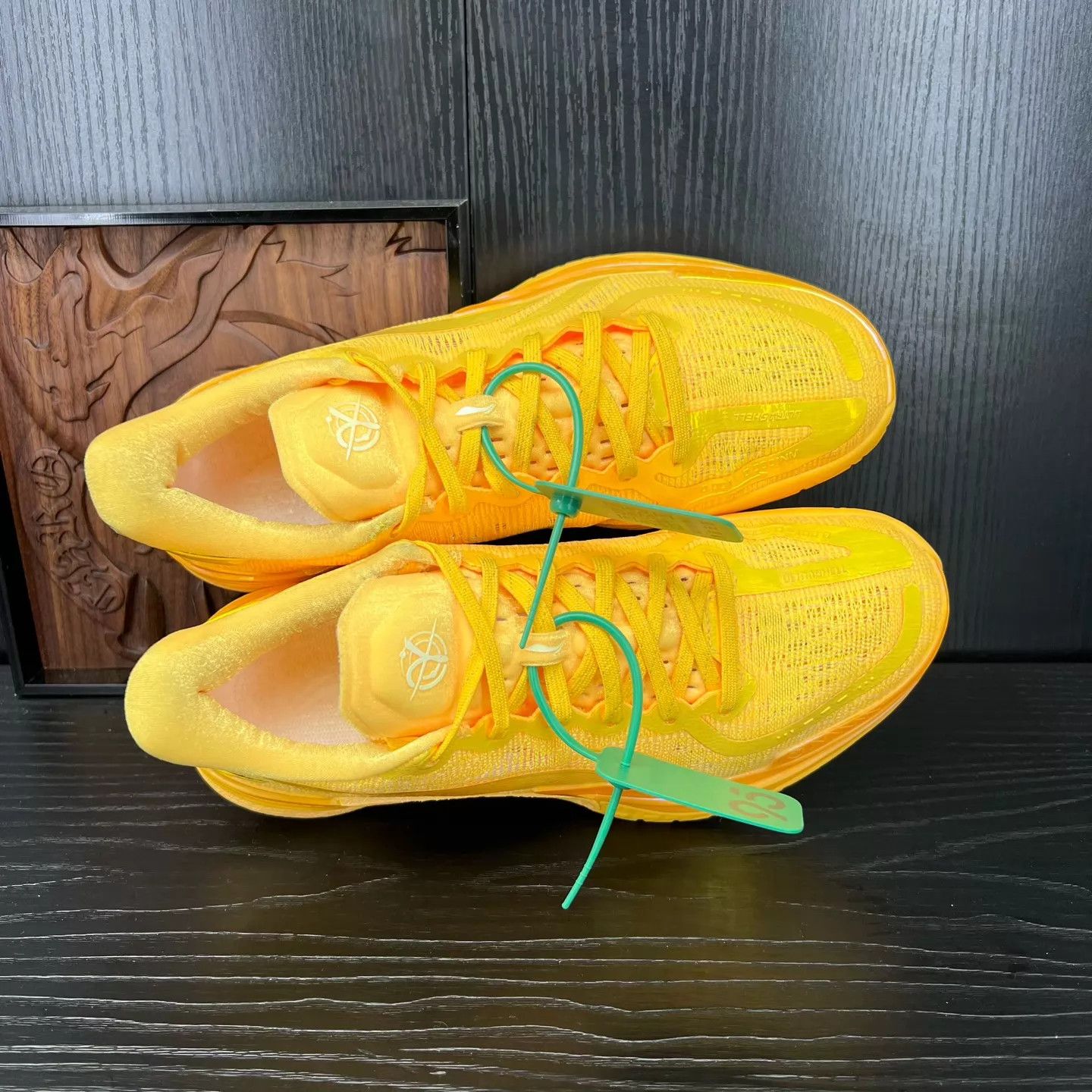 Li-Ning LI-NING Gamma Fluorescent Yellow Size 41 Size US 8 / EU 41 - 8 Thumbnail