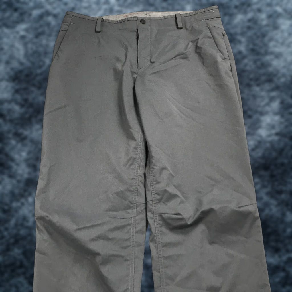 Nike Nike Pants Mens 35x32 Gray Chino Sports Regular Stretch Waist 35 Inseam 32 Logo Zipper Button Nike Size US 35 - 1 Thumbnail