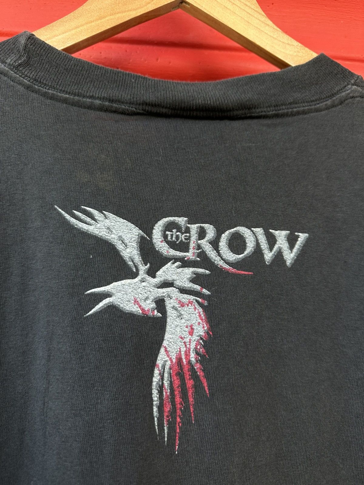 Expert Horror Vintage 90s The Crow Brandon Lee Movie Tee Size US L / EU 52-54 / 3 - 4 Thumbnail