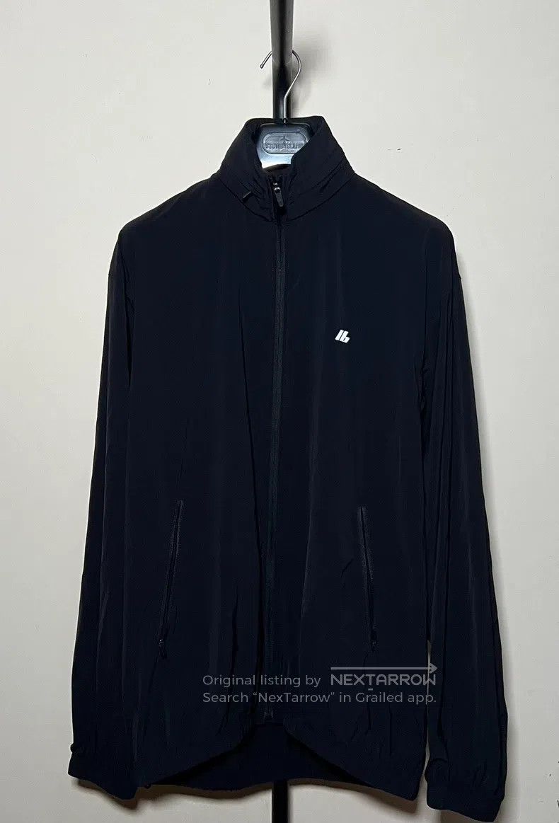 Balenciaga Balenciaga Reflective Waterproof Letter Logo Printed Windb Size US S / EU 44-46 / 1 - 1 Thumbnail