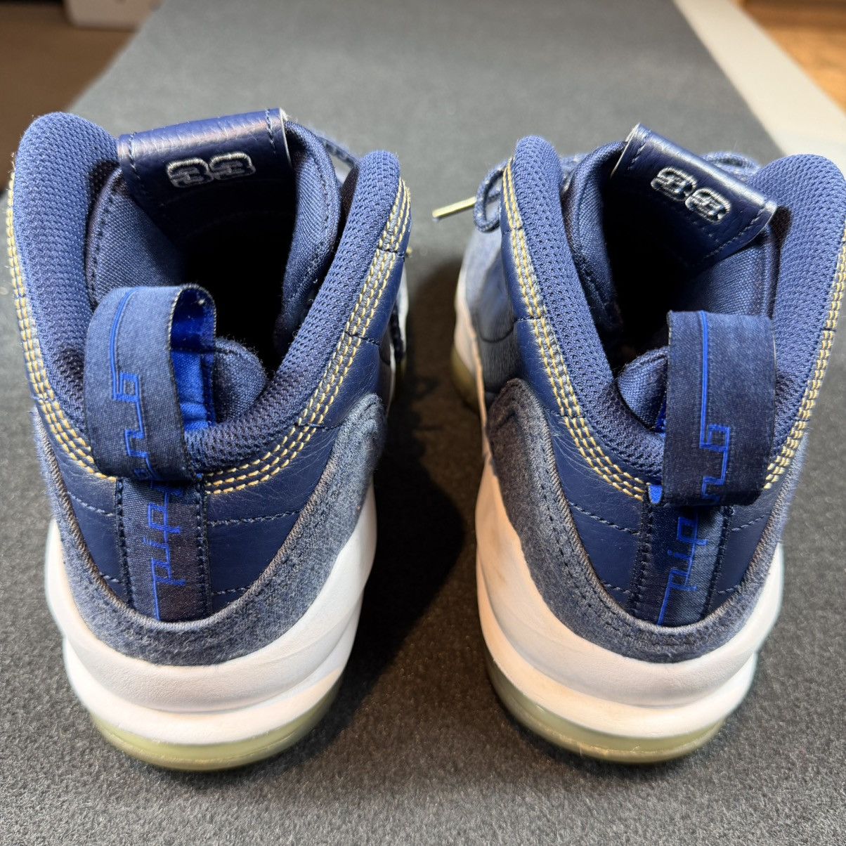 Nike Nike Air Pippen 6 DENIM Mens Size 9.5 705065-400 Basketball Size US 9.5 / EU 42-43 - 3 Thumbnail