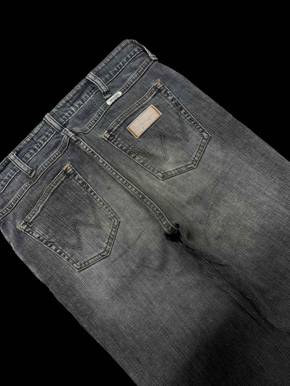 Wrangler Vintage 90s Archive Wrangler Mudwash Distressed Ripped Jean Size US 31 - 18 Thumbnail