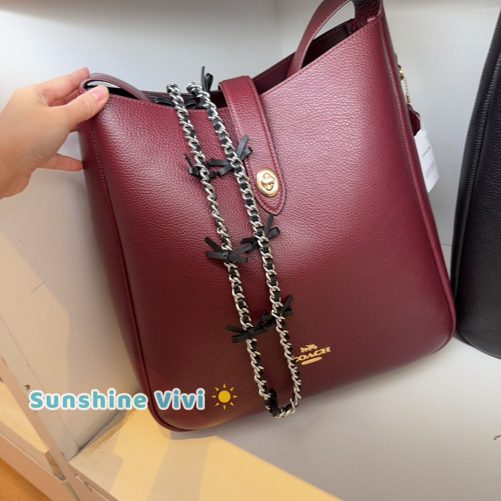 Coach NWT Coach Leather Chain Strap Bows Silver/Black CY260 Size ONE SIZE - 1 Thumbnail