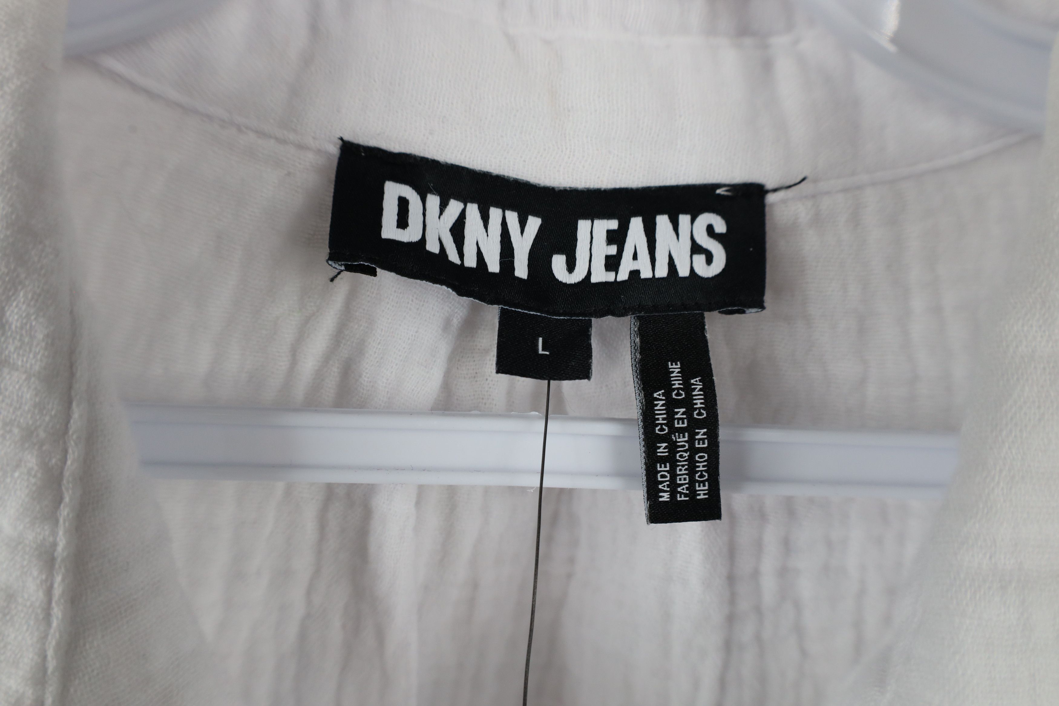 DKNY × Vintage Deadstock Vintage Y2K DKNY Collared Button Shirt White Size L / US 10 / IT 46 - 4 Thumbnail