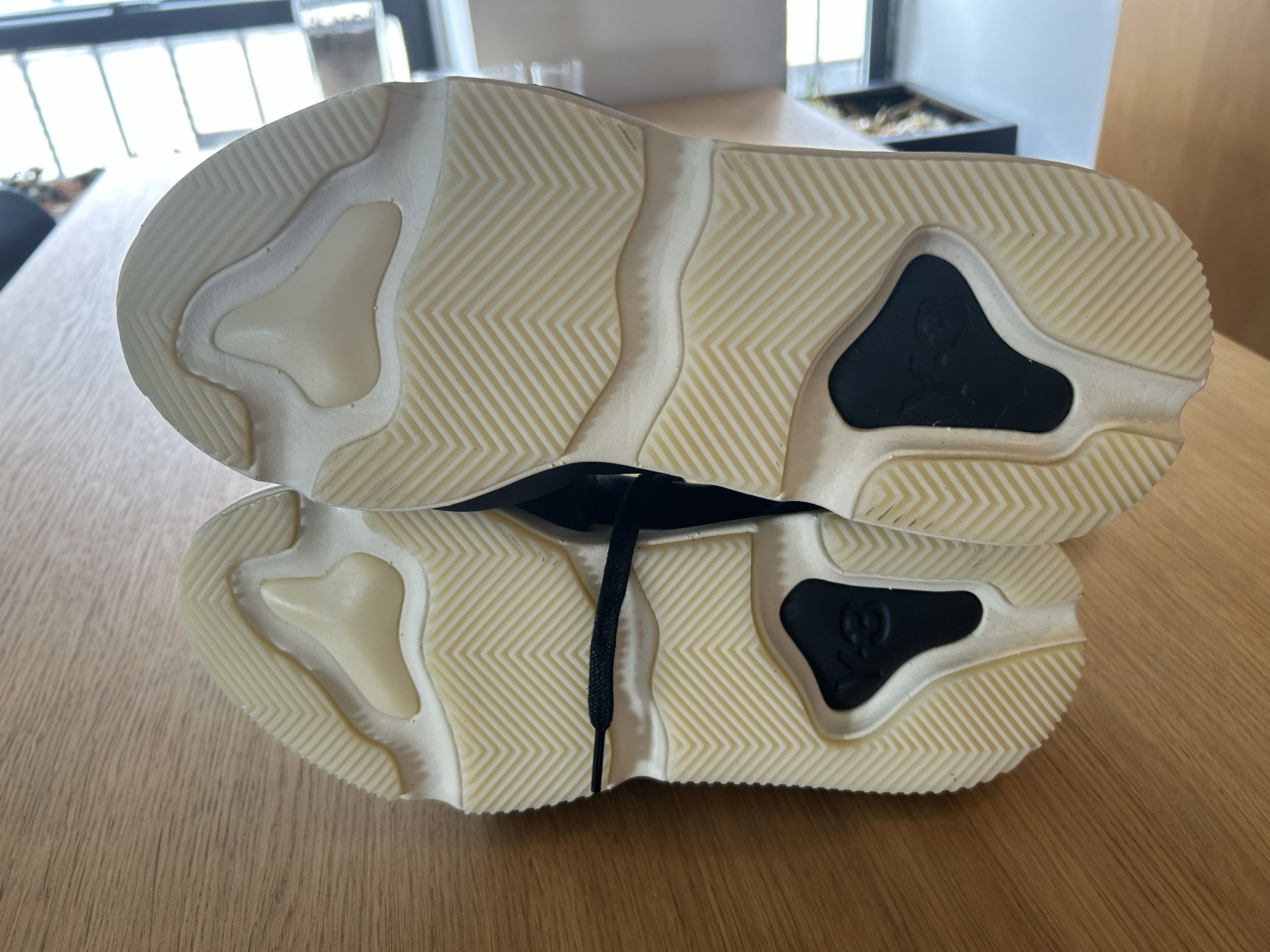 Y-3 Y-3 Sneaker Size US 6.5 / EU 39-40 - 5 Thumbnail