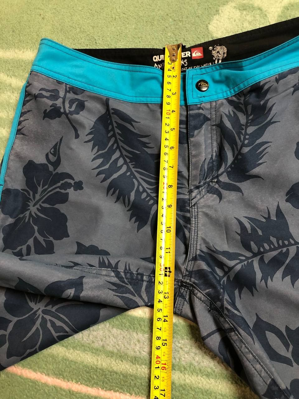 Quiksilver Quiksilver Shorts Size US 36 / EU 52 - 13 Thumbnail