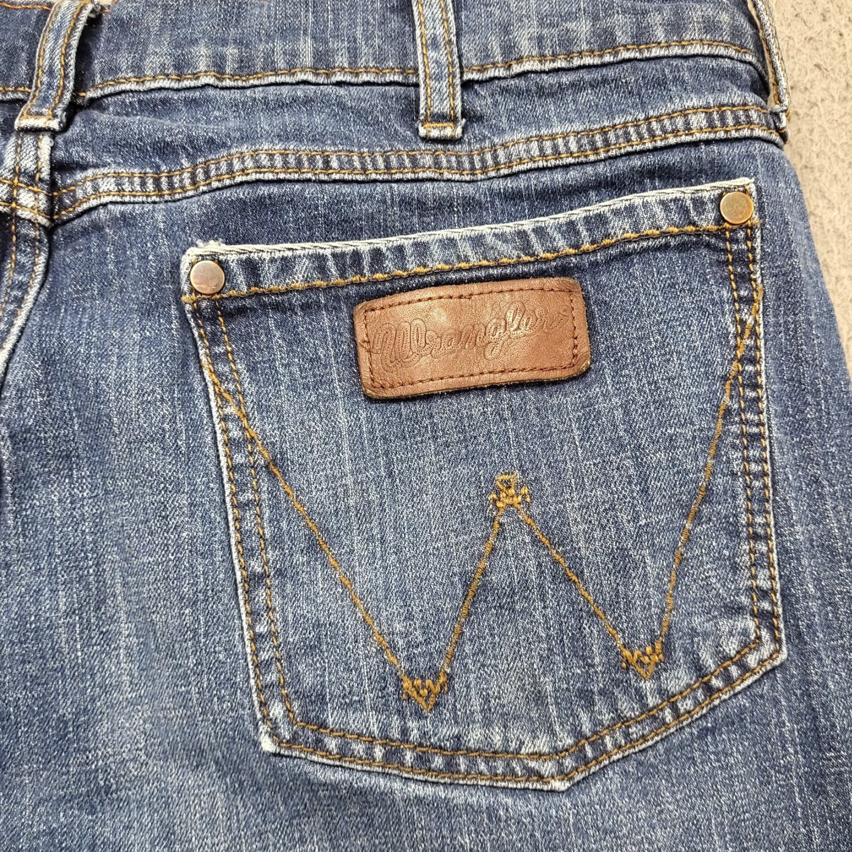 Wrangler Wrangler Retro Jeans Mens 38x32 Blue Relaxed Bootcut Denim Western Outdoor Jeans Size US 38 / EU 54 - 7 Thumbnail