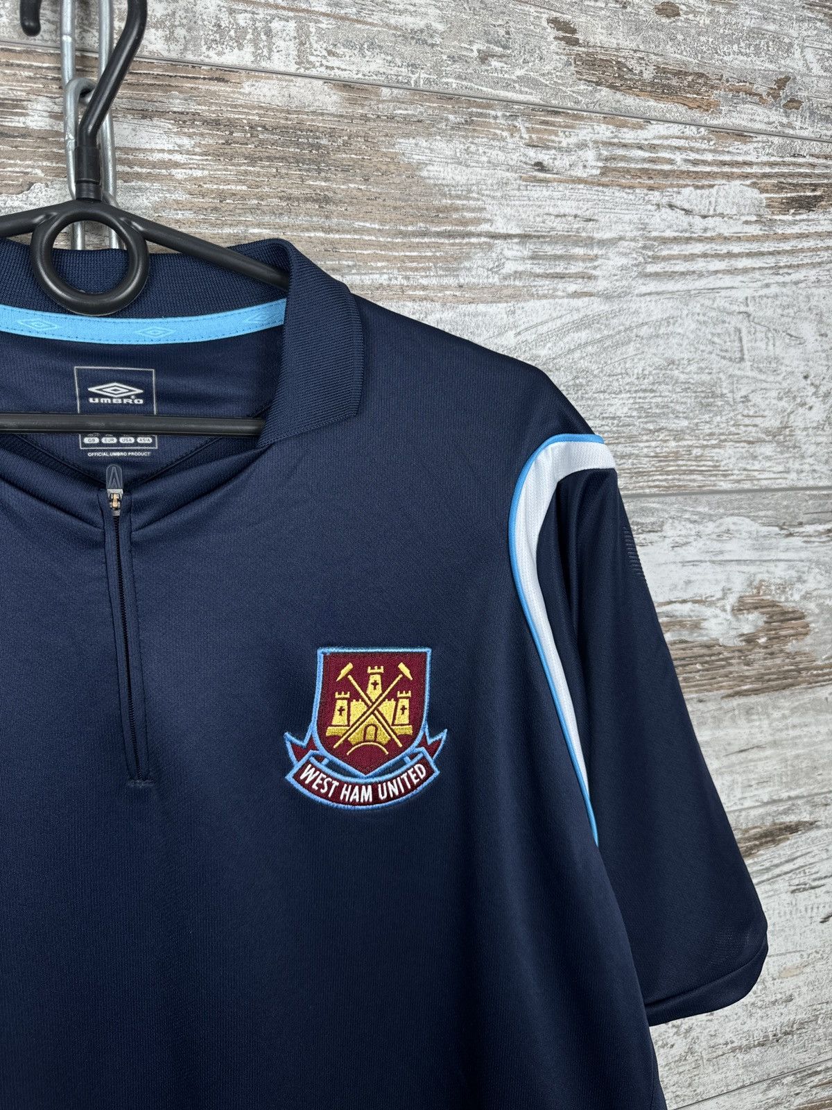 Umbro Mens Vintage Umbro West Ham United T-shirt soccer jersey tee Size US XL / EU 56 / 4 - 3 Thumbnail