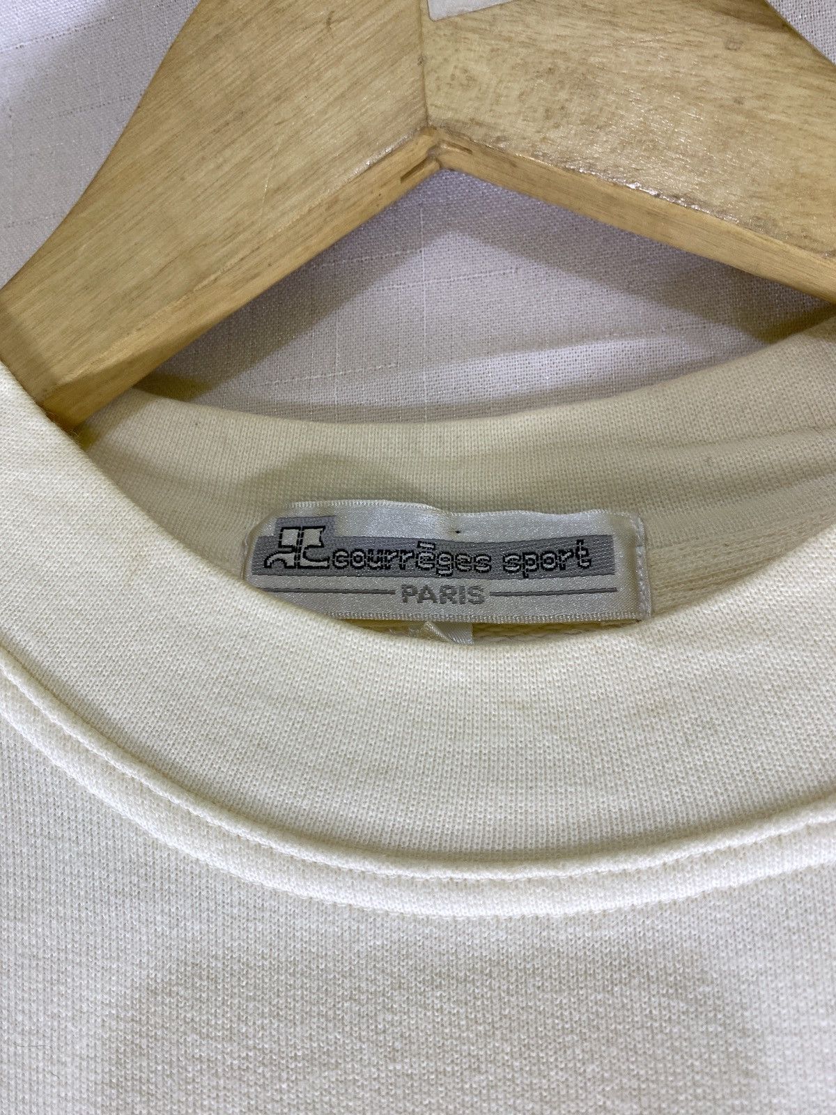 Courreges vintage bordiered logo rainbow crewneck Size US M / EU 48-50 / 2 - 3 Thumbnail