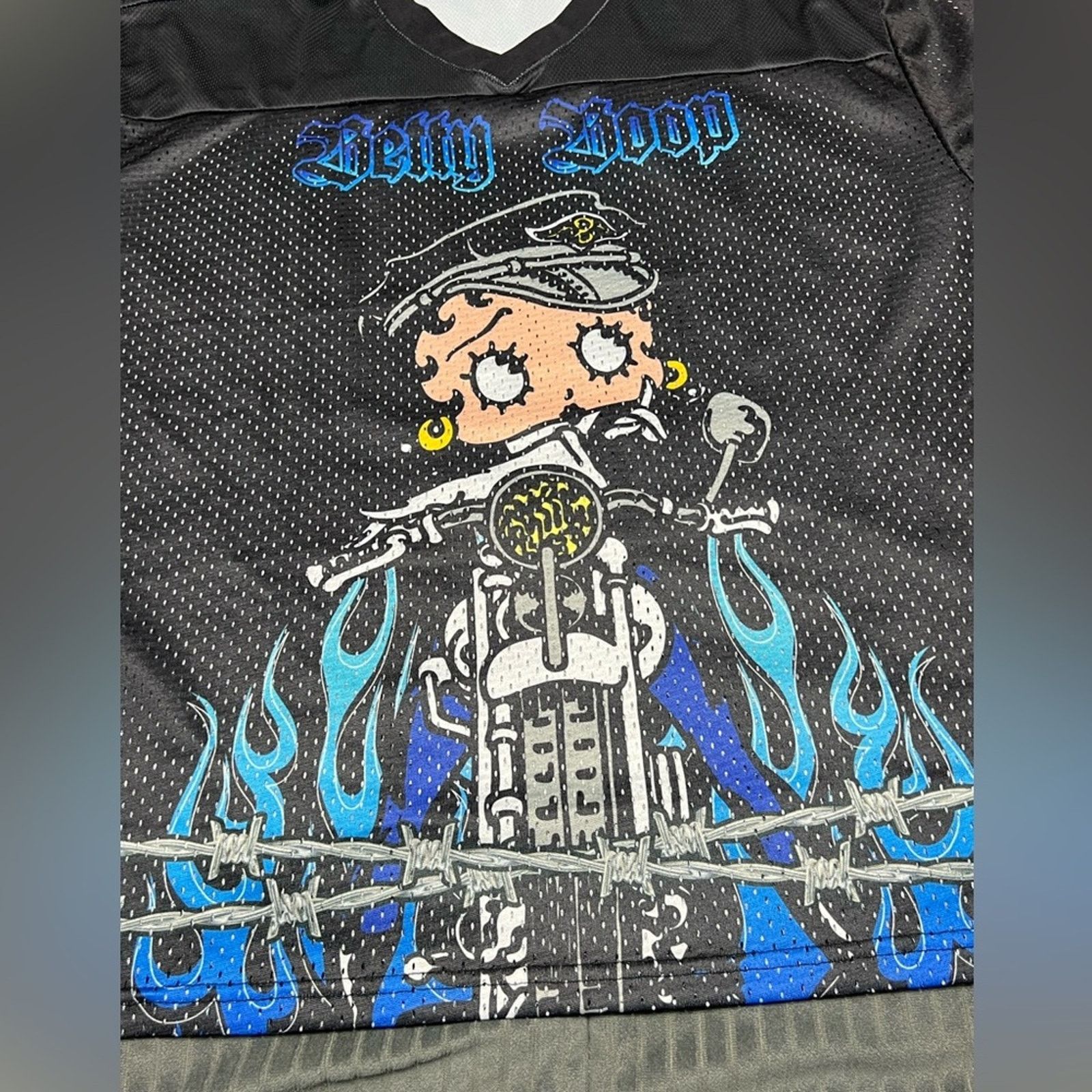 Warner Bros Betty Boop Motorcycle Flames Mesh Jersey Shirt WORN ONCE Size US M / EU 48-50 / 2 - 3 Thumbnail