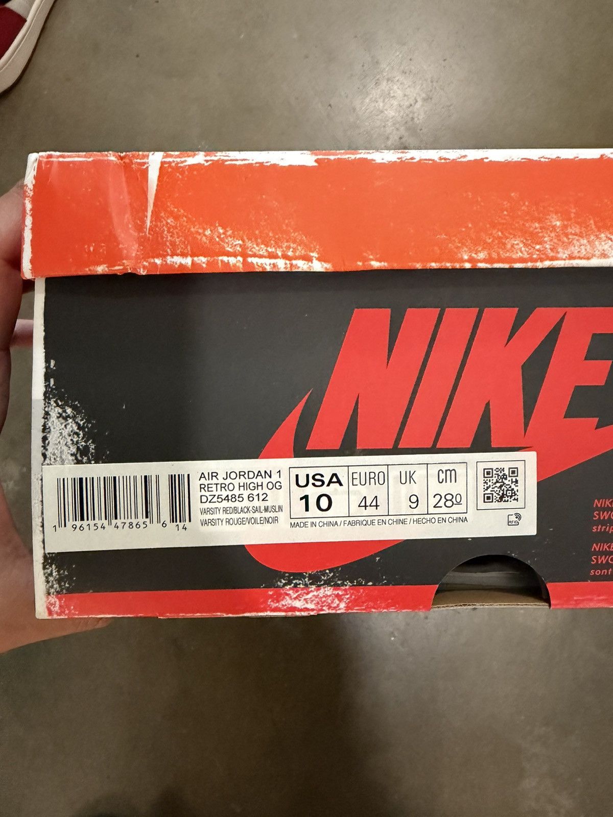 Jordan Brand Jordan 1 Chicago Lost and Found Size US 10 / EU 43 - 13 Thumbnail
