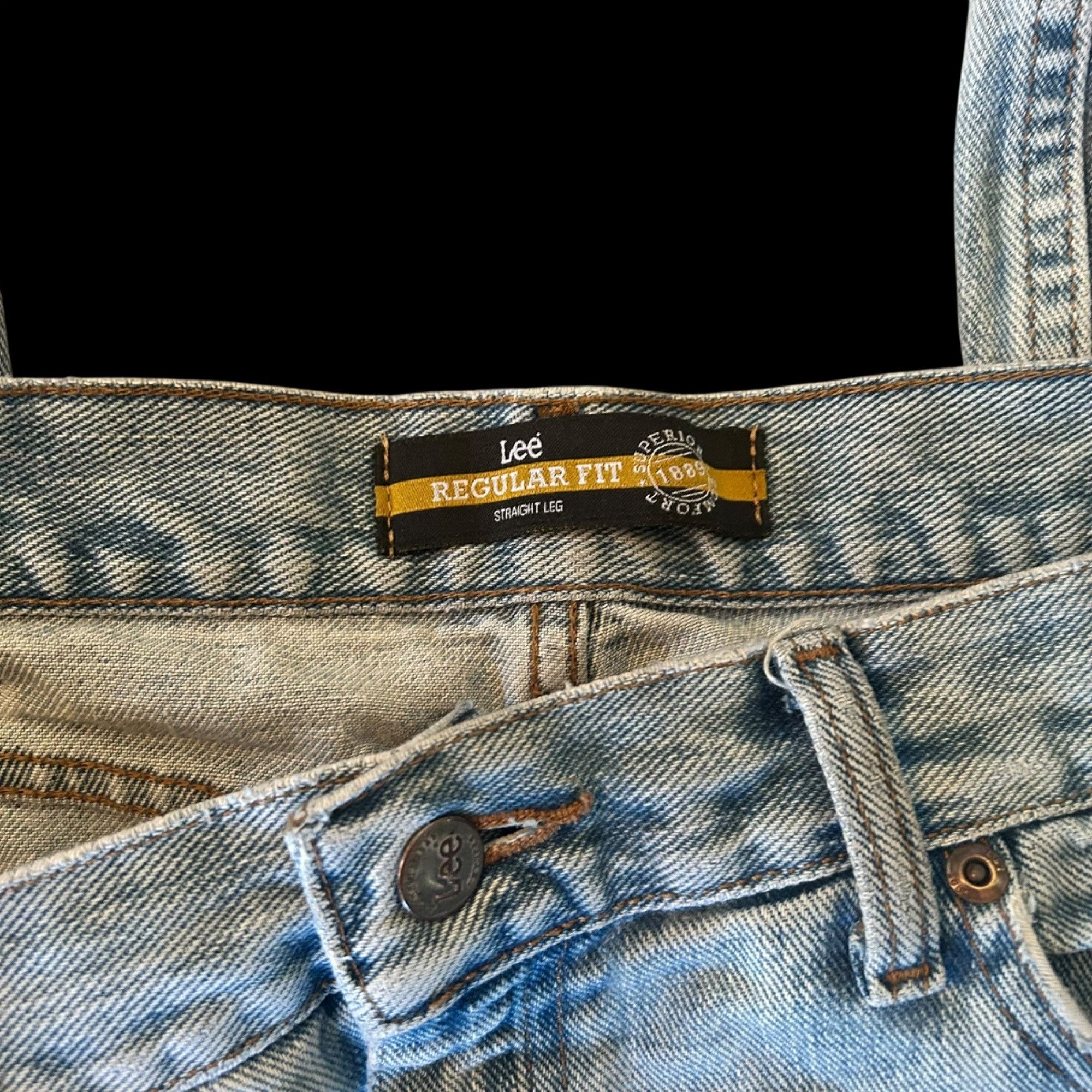 Lee Vintage Lee Light Wash Perfectly Distressed Denim Jeans Size US 38 / EU 54 - 7 Thumbnail