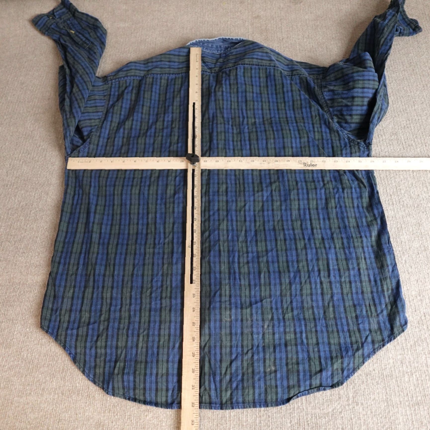 Tommy Hilfiger VINTAGE Tommy Hilfiger Shirt XL Blue Green Embroidered Buttons Men’s Button-Up Long Sleeve Regular Fit Size US XL / EU 56 / 4 - 3 Thumbnail